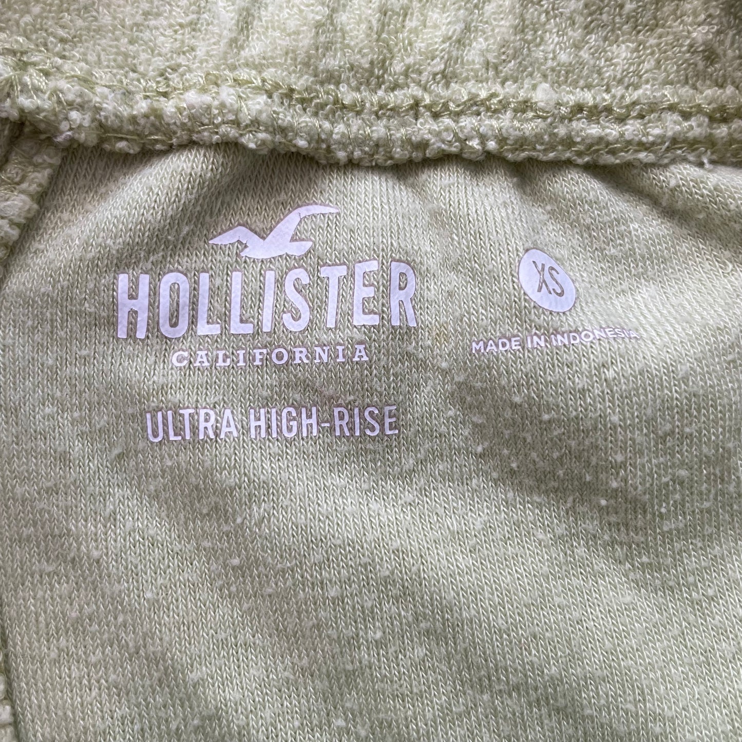 Hollister Women's Yellow Terry Cloth Ultra High Rise Shorts Side Pockets Size XS