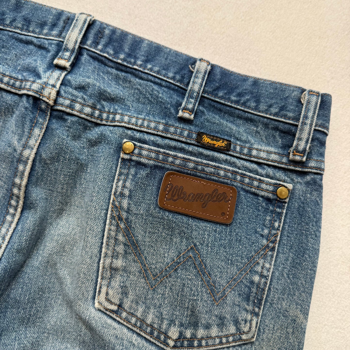 Wrangler 36MWZ Men's Medium Blue Cowboy Cut Denim Jeans Western Slim Fit Size 36