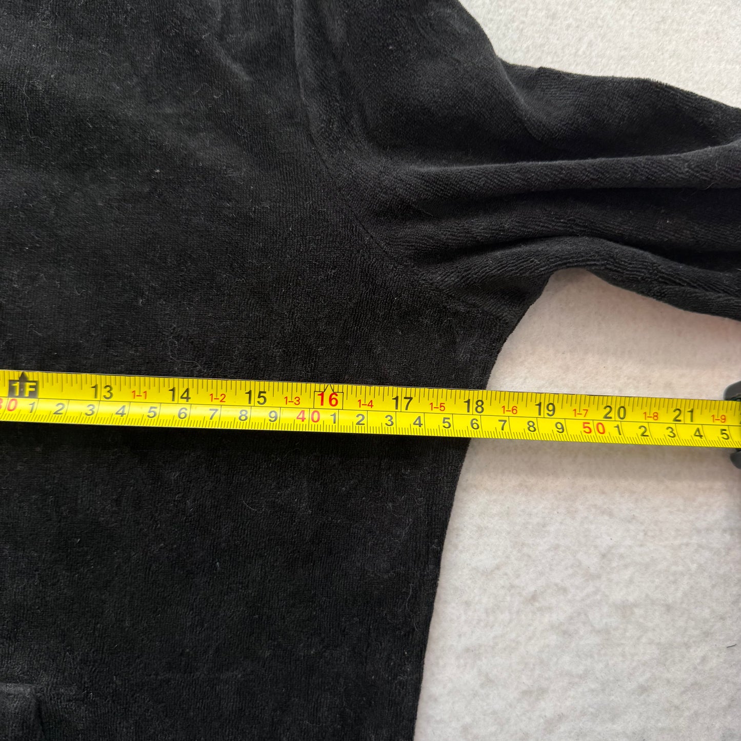 Juicy Couture Women's Black Velour Zip-Up Hoodie Long Sleeve Pockets Y2k Size M