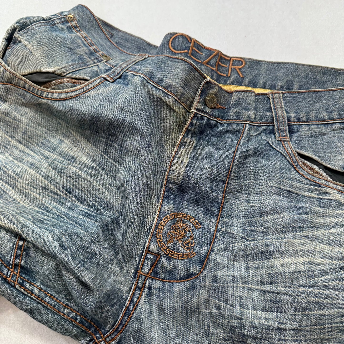 CEZER Men's Light Blue Denim Baggy Jeans Outer Flap Back Pockets Faded Size 40