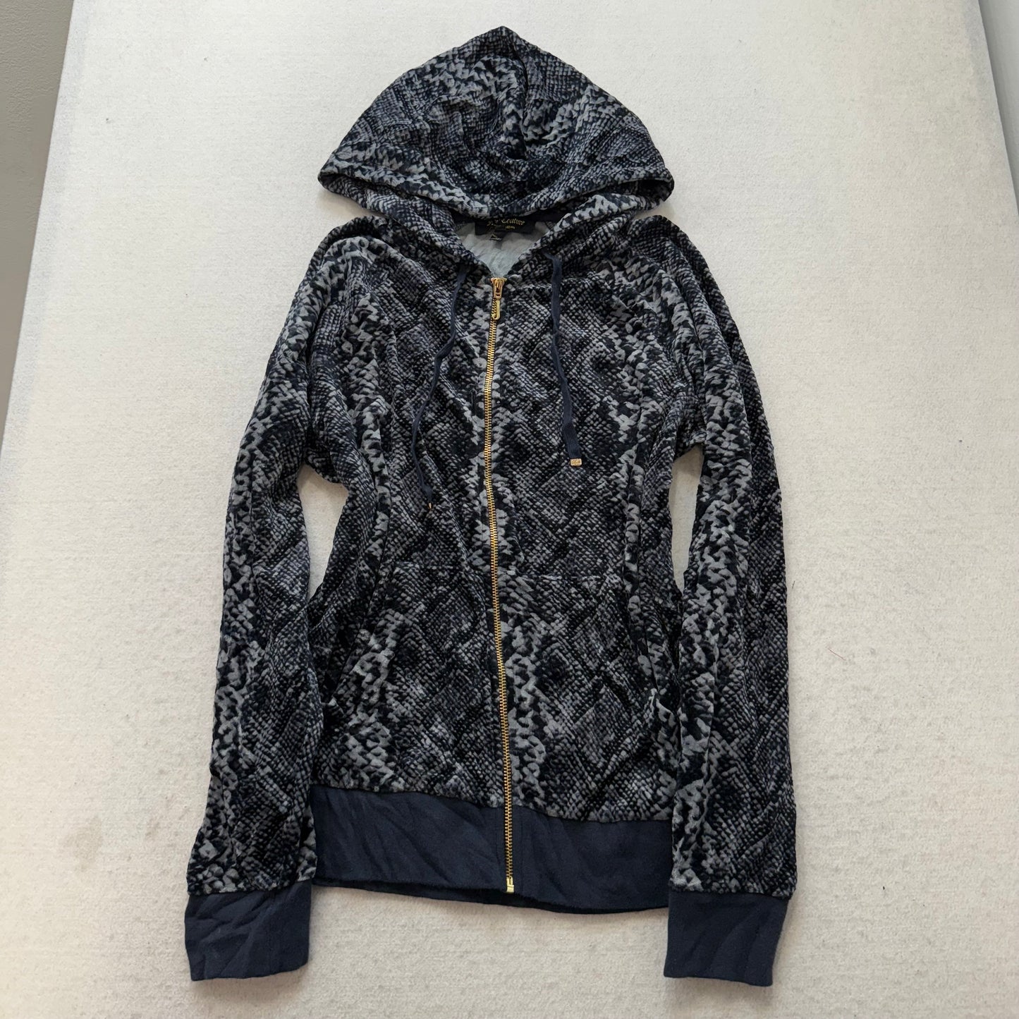 Juicy Couture Women's Black Snake Print Velour Zip-Up Hoodie Graphic Logo Size M