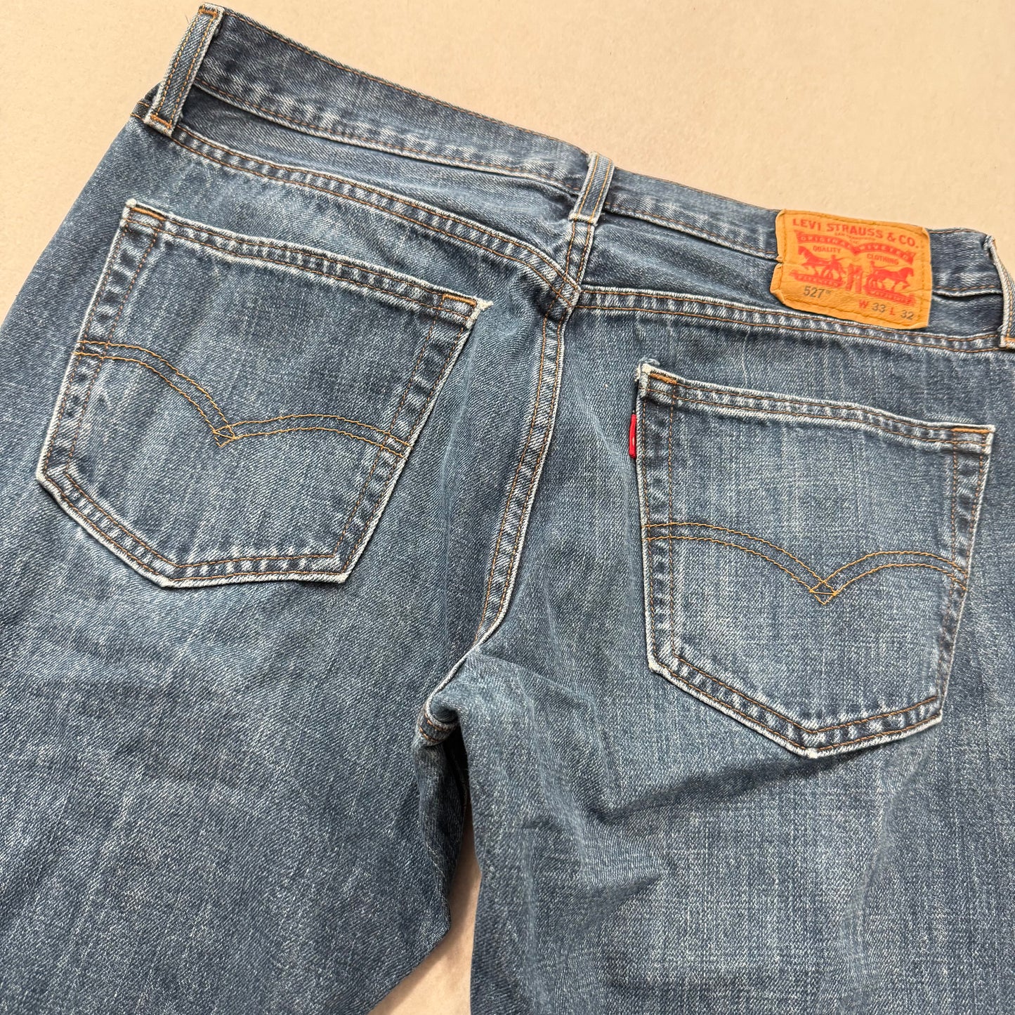 Levi's Strauss & Co. 527 Women's Medium Blue Denim Low Bootcut Jeans Size 33