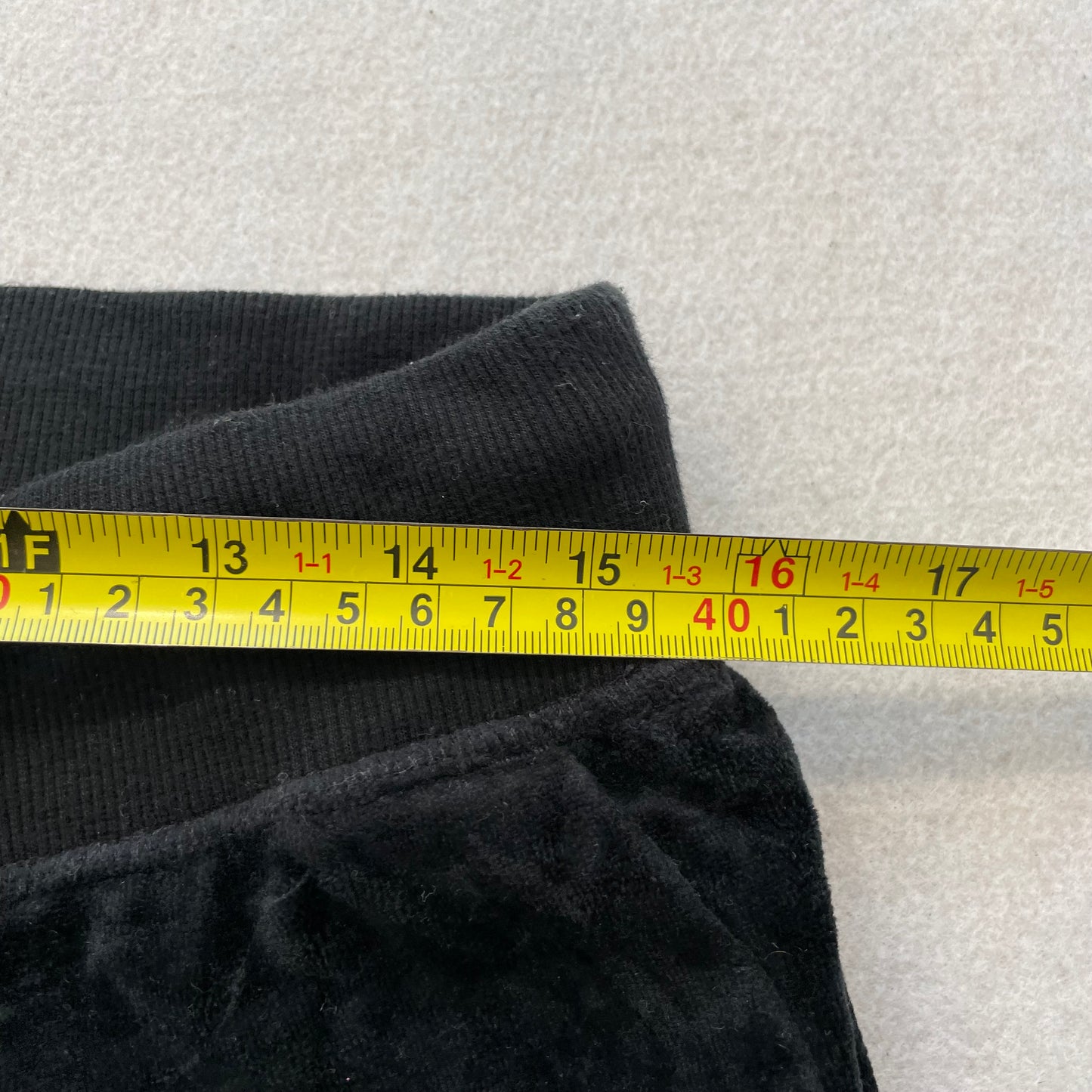 Vintage Juicy Couture Women's Black Velour Flared Leg Track Pant Dog Logo Size L