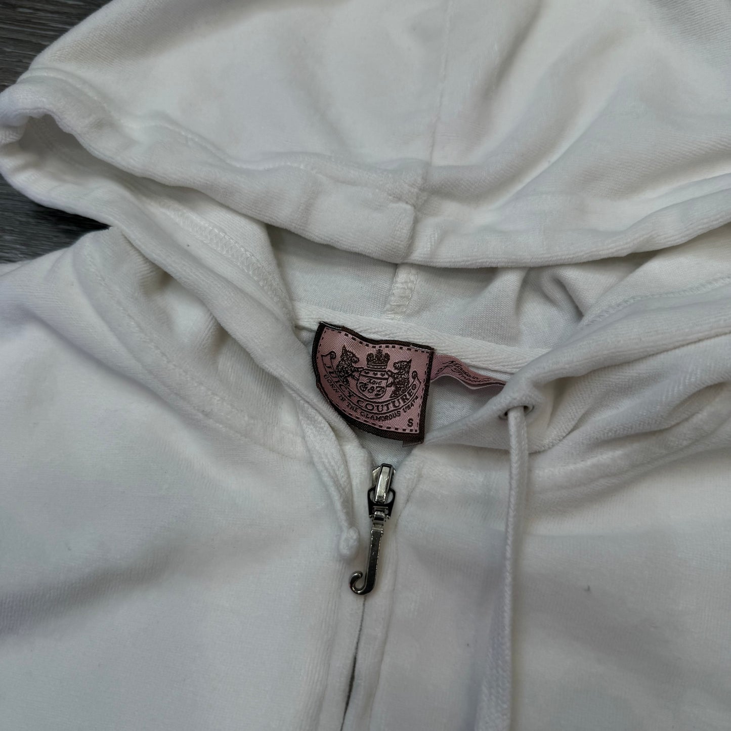 Vintage Juicy Couture Womens White Velour Zip-Up Hoodie Drawstring Pocket Size S