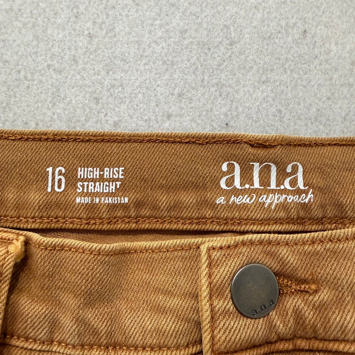Ana Women's Caramel Straight Leg Denim Jeans Stretch High Rise Classic Size 16