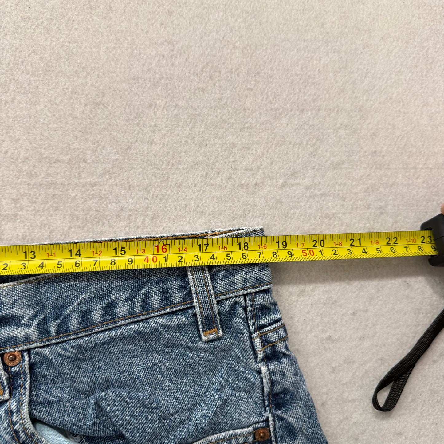 Levi's Strauss & Co. 569 Men's Faded Blue Denim Loose Straight Leg Jeans Size 38