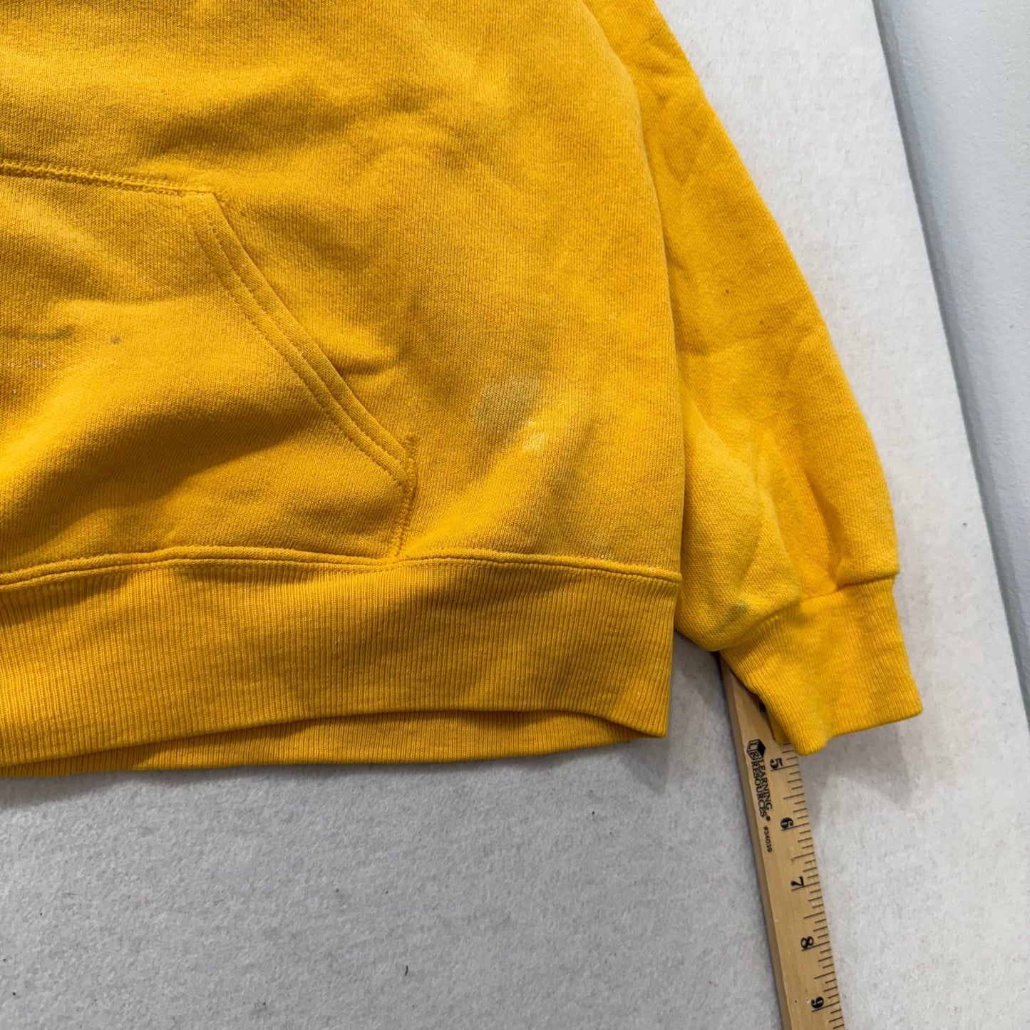 80s Vintage Bassett-Walker Mustard Yellow Pullover Hoodie Kangaroo Pocket Size L
