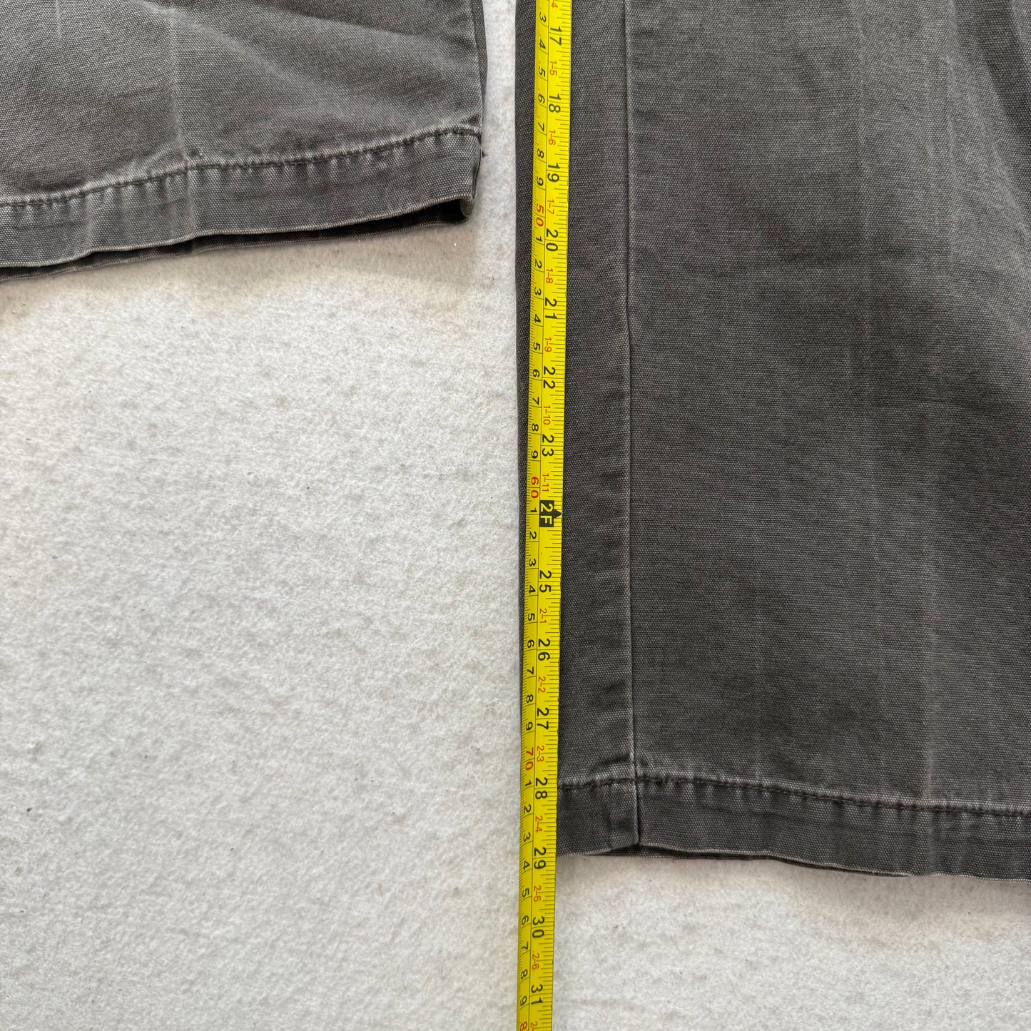 Dockers Flat Front Relaxed Fit Men's Faded Gray Chino Khaki Pants Size 40x30