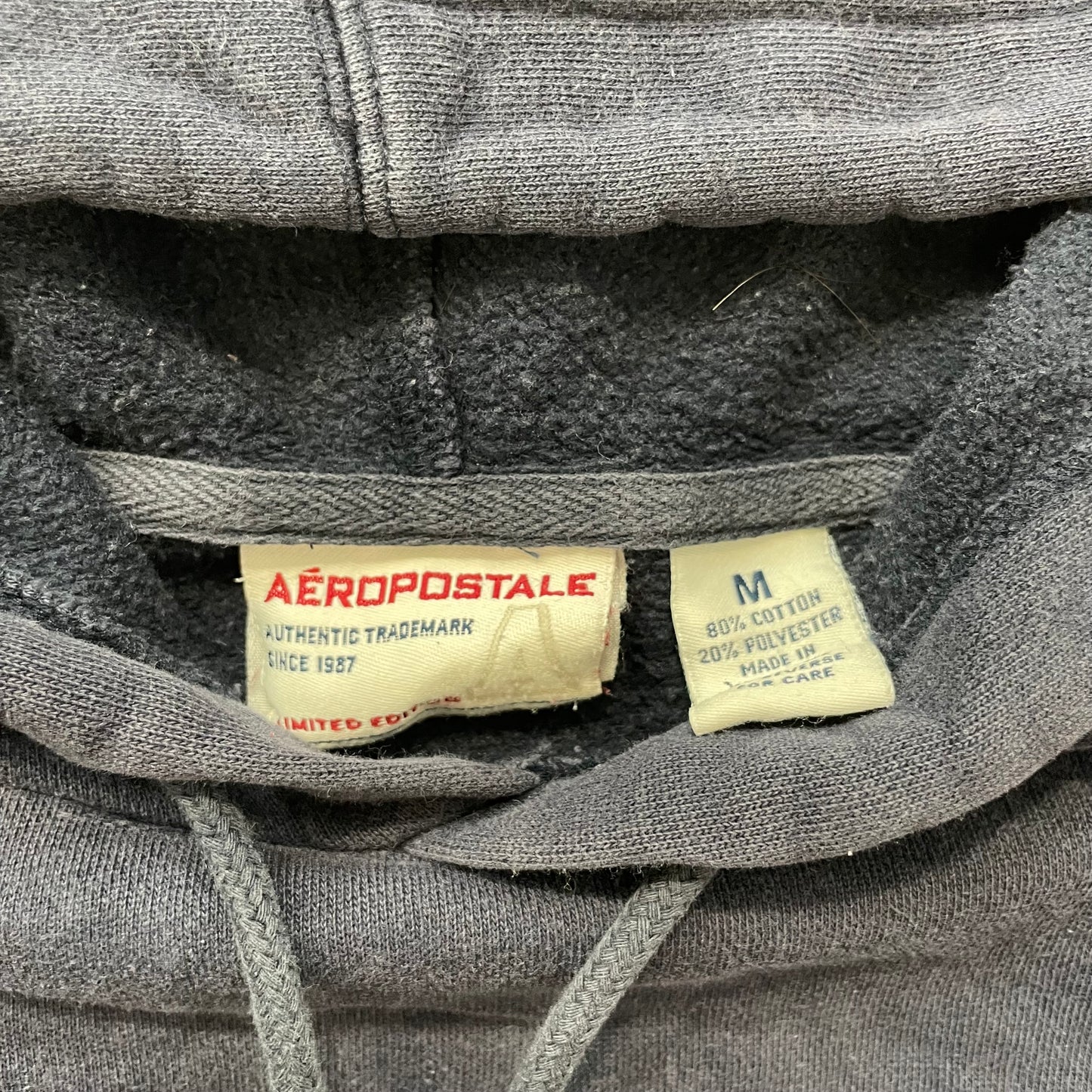 Aeropostale Men's Navy Blue Pullover Hoodie Graphic Drawstring Pockets Size M