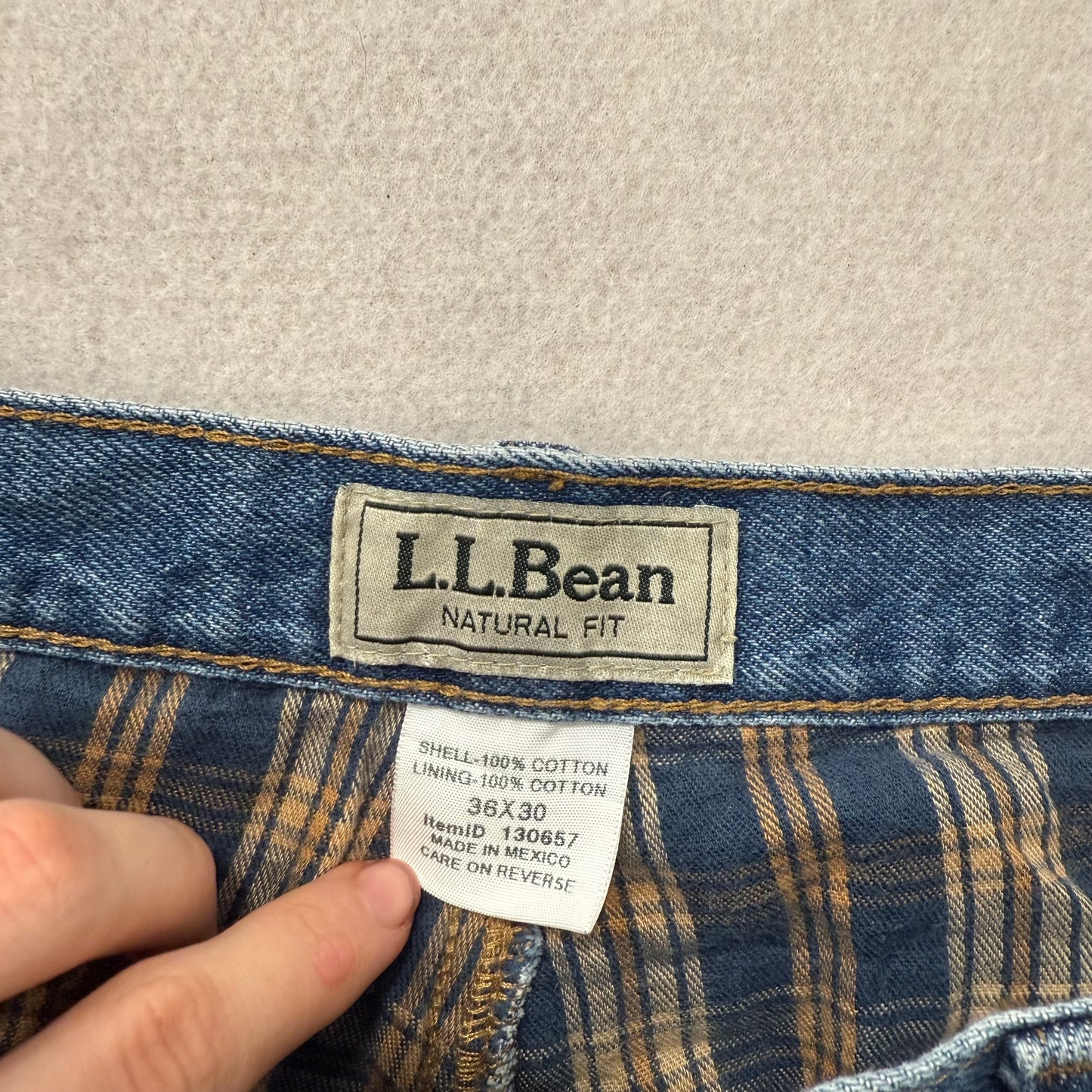 L.L. Bean Blue Denim Flannel Lined Jeans Natural Fit Made in Mexico Size 36x30