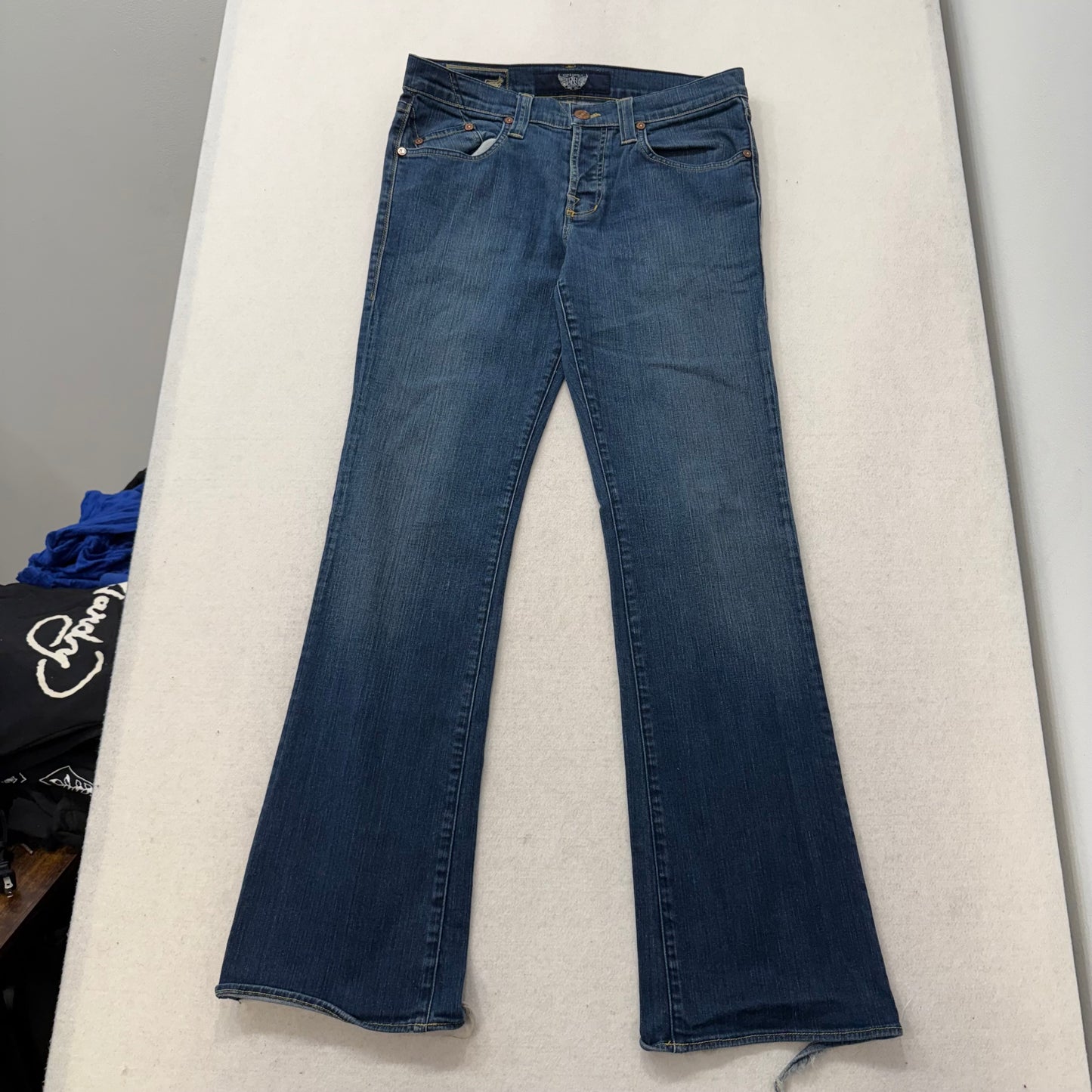 Rock & Republic Kasandra Blue Flared Bootcut Jeans Embroidered Low Rise Size 33