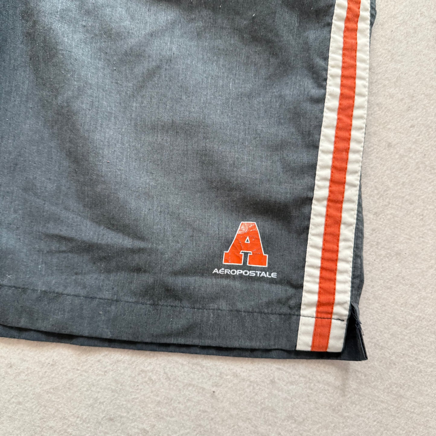 Aeropostale Men's Gray Cotton Blend Athletic Shorts Performance Y2K Logo Size M