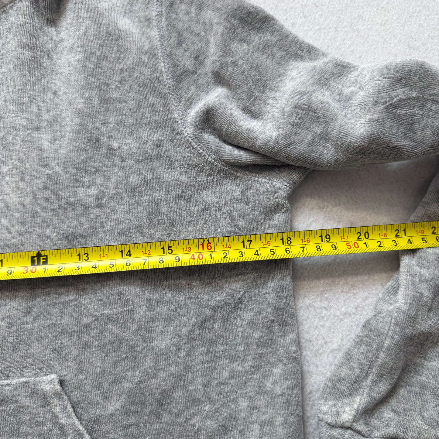 Vintage Juicy Couture Womens Gray Velour Zip-Up Hoodie Loungewear Classic Size L