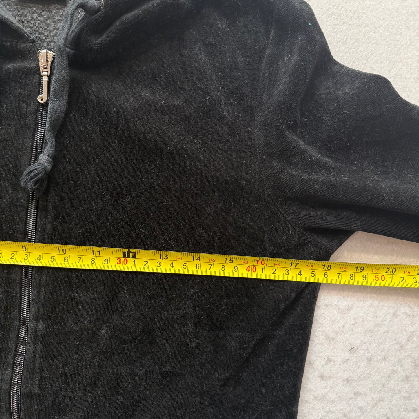 Vintage Juicy Couture Women's Black Velour Zip-Up Hoodie Pockets Y2K Size L