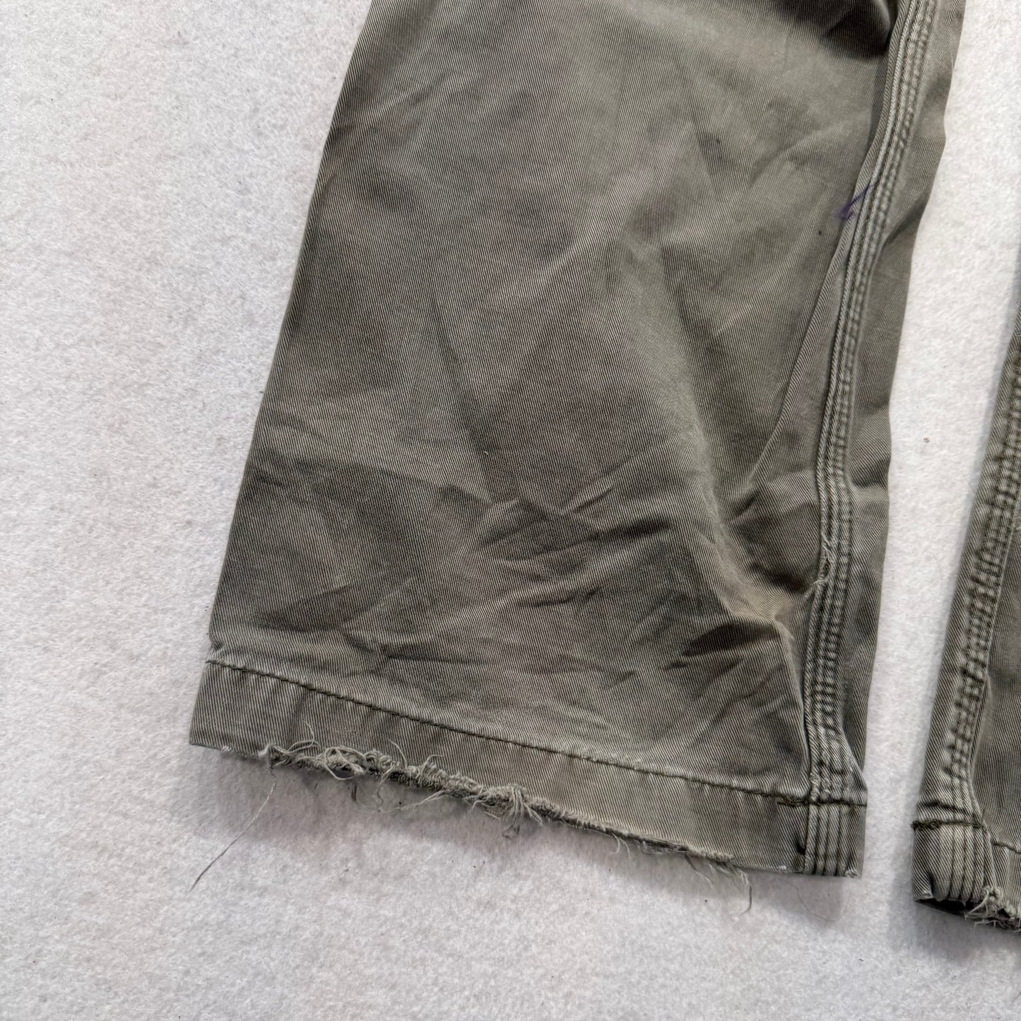 Carhartt Men's Army Green Straight Leg Dungaree Pant Utility Pockets Size 34