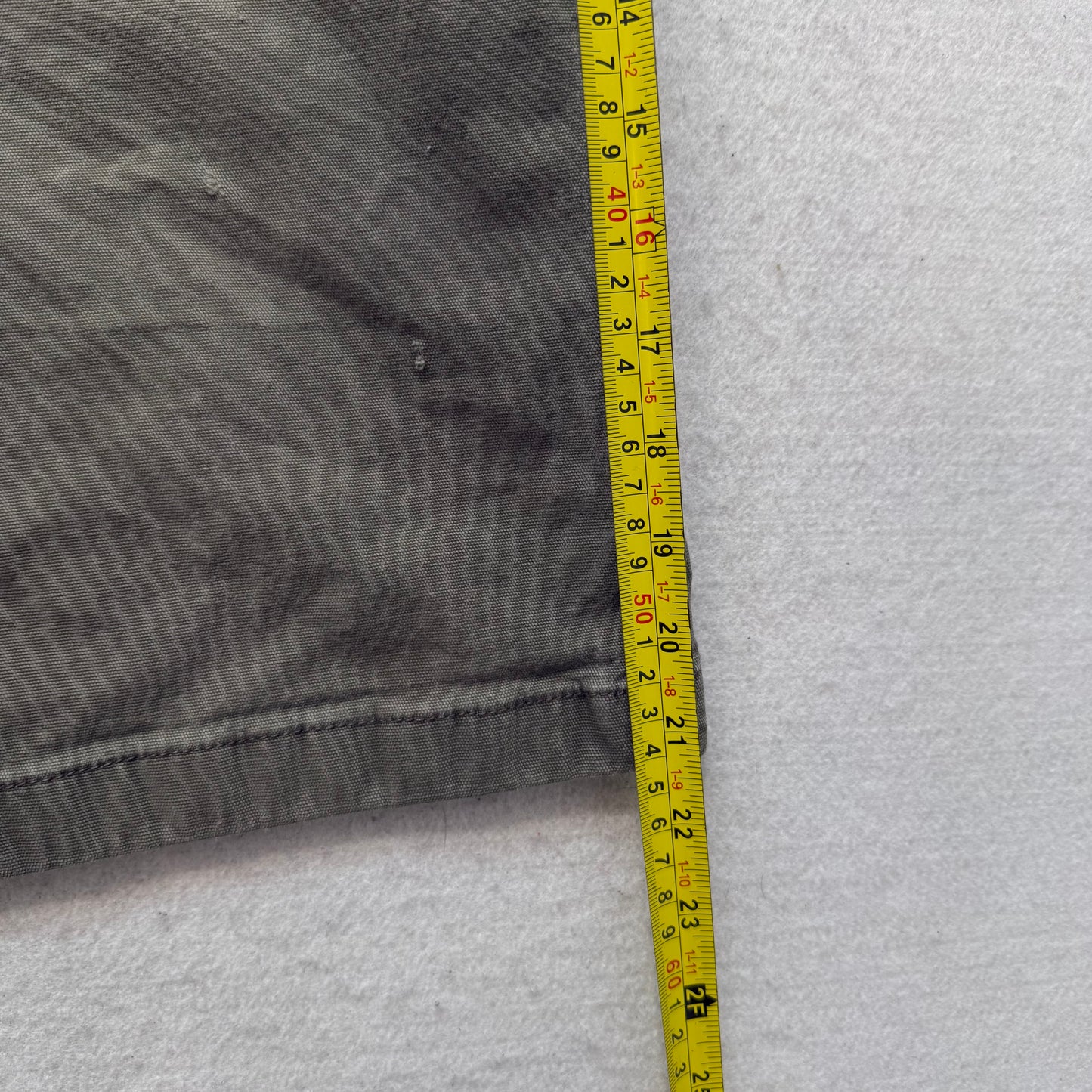 Carhartt Men Olive Green Canvas Relaxed Fit Carpenter Shorts Workwear Size 38x11