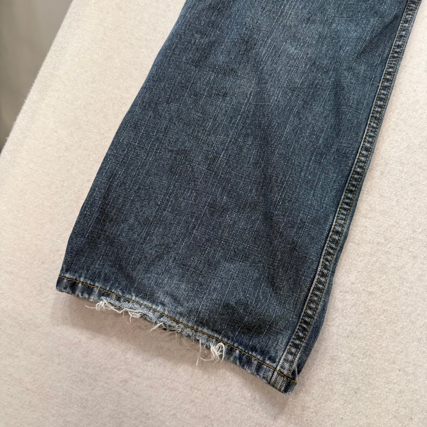 Levi's Strauss & Co. 559 Men's Dark Wash Blue Denim Straight Leg Jeans Size 38