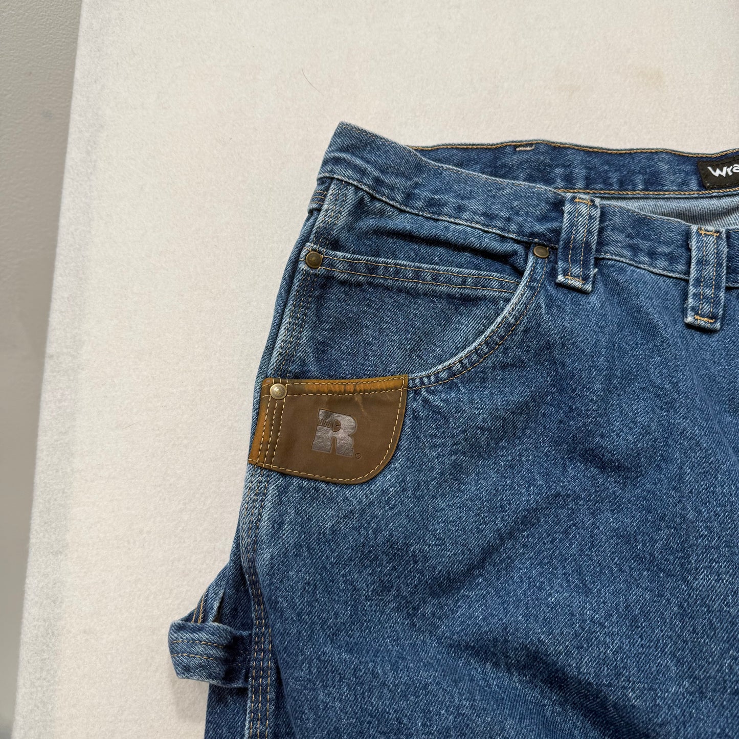 Wrangler Men's Blue Riggs Workwear Carpenter Denim Jeans Relaxed Fit Size 44x32