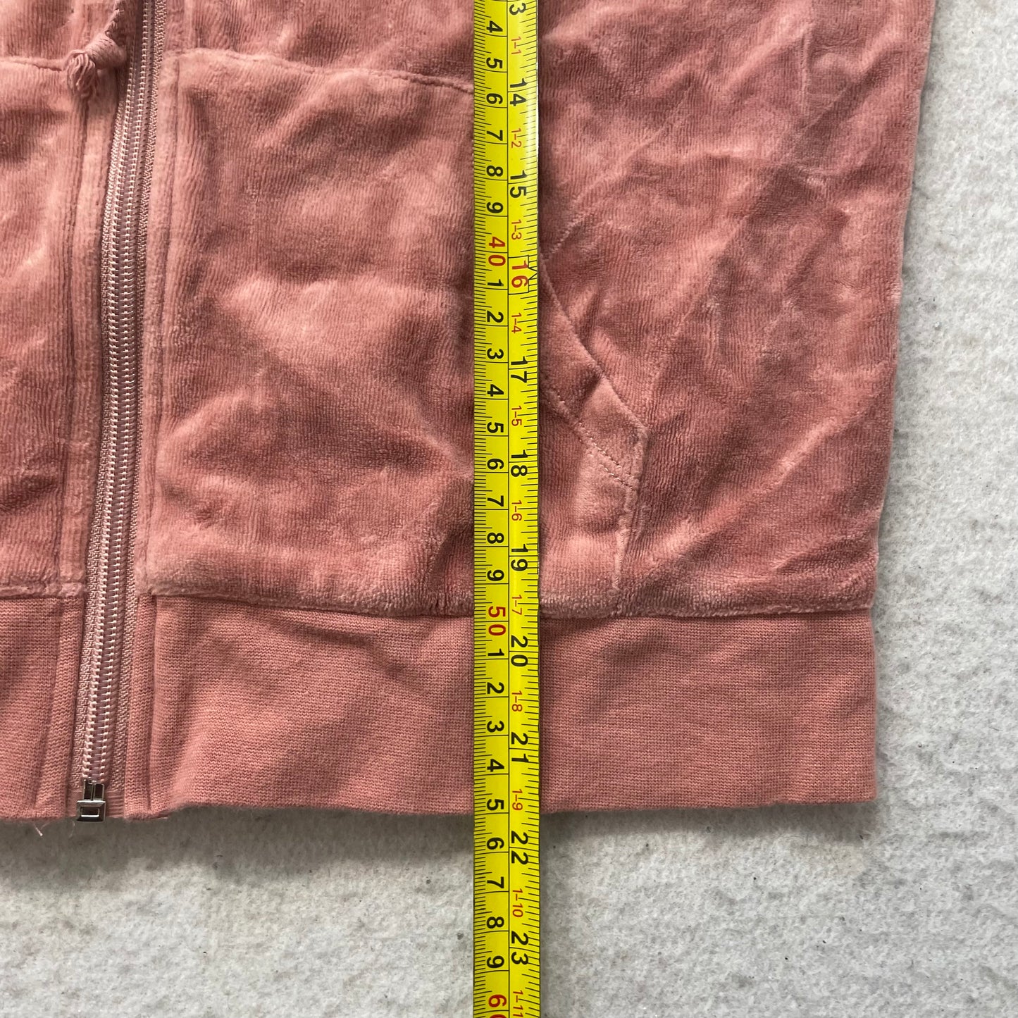 Vintage Juicy Couture Women's Dusty Rose Velour Zip-Up Hoodie Drawstring Size S