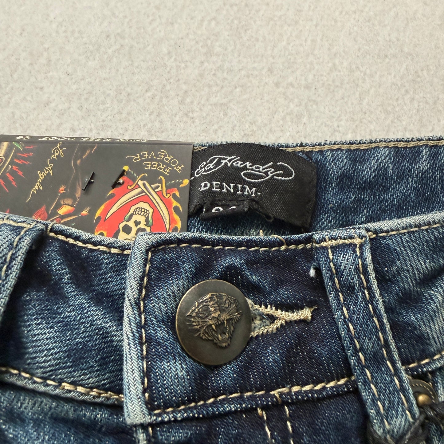 Ed Hardy Embroidered Dragon Women's Blue Flare Denim Jeans Tattoo Print Size 24