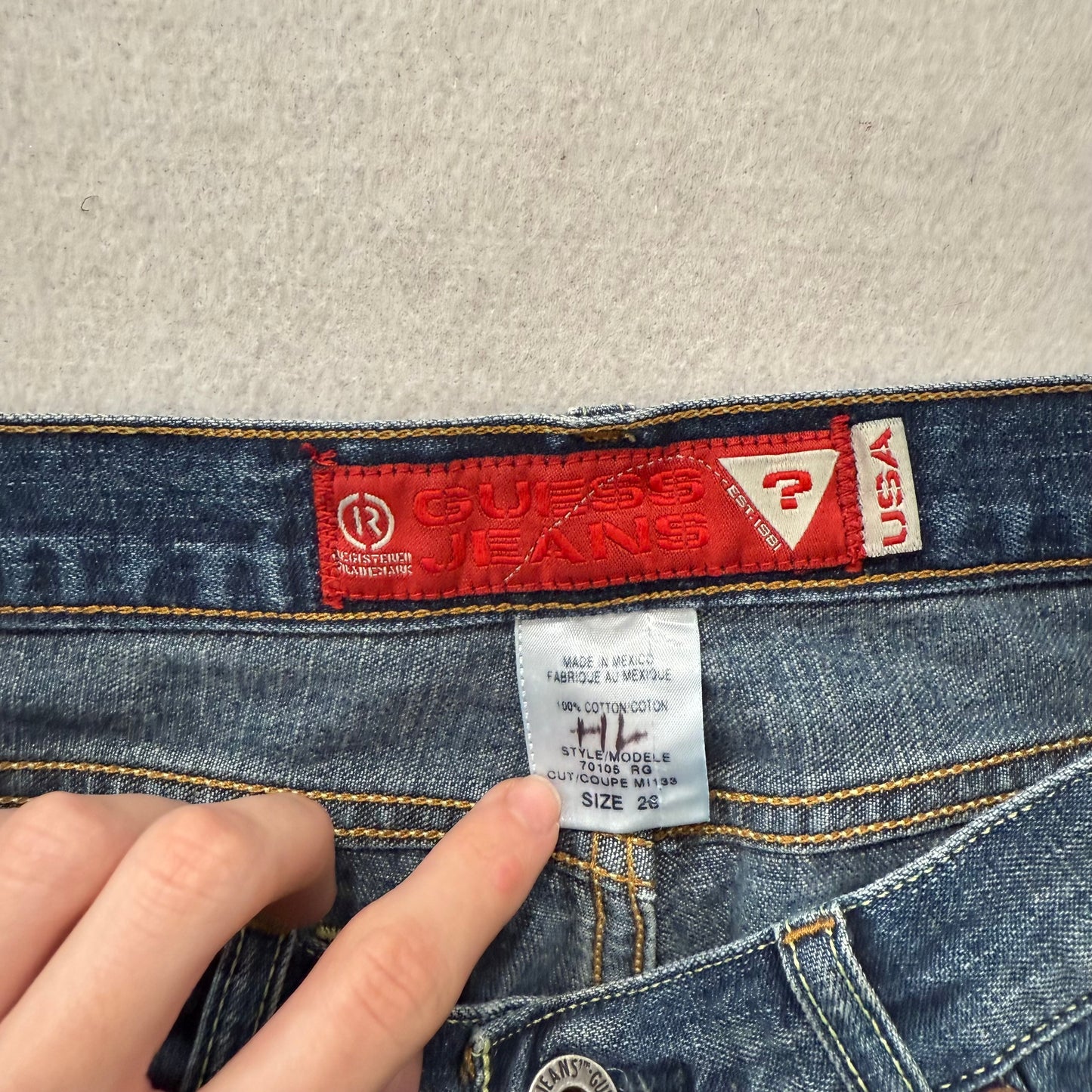 Guess Medium Wash Blue Denim Flared Leg Jeans Y2K Fashion Low Rise Size 26