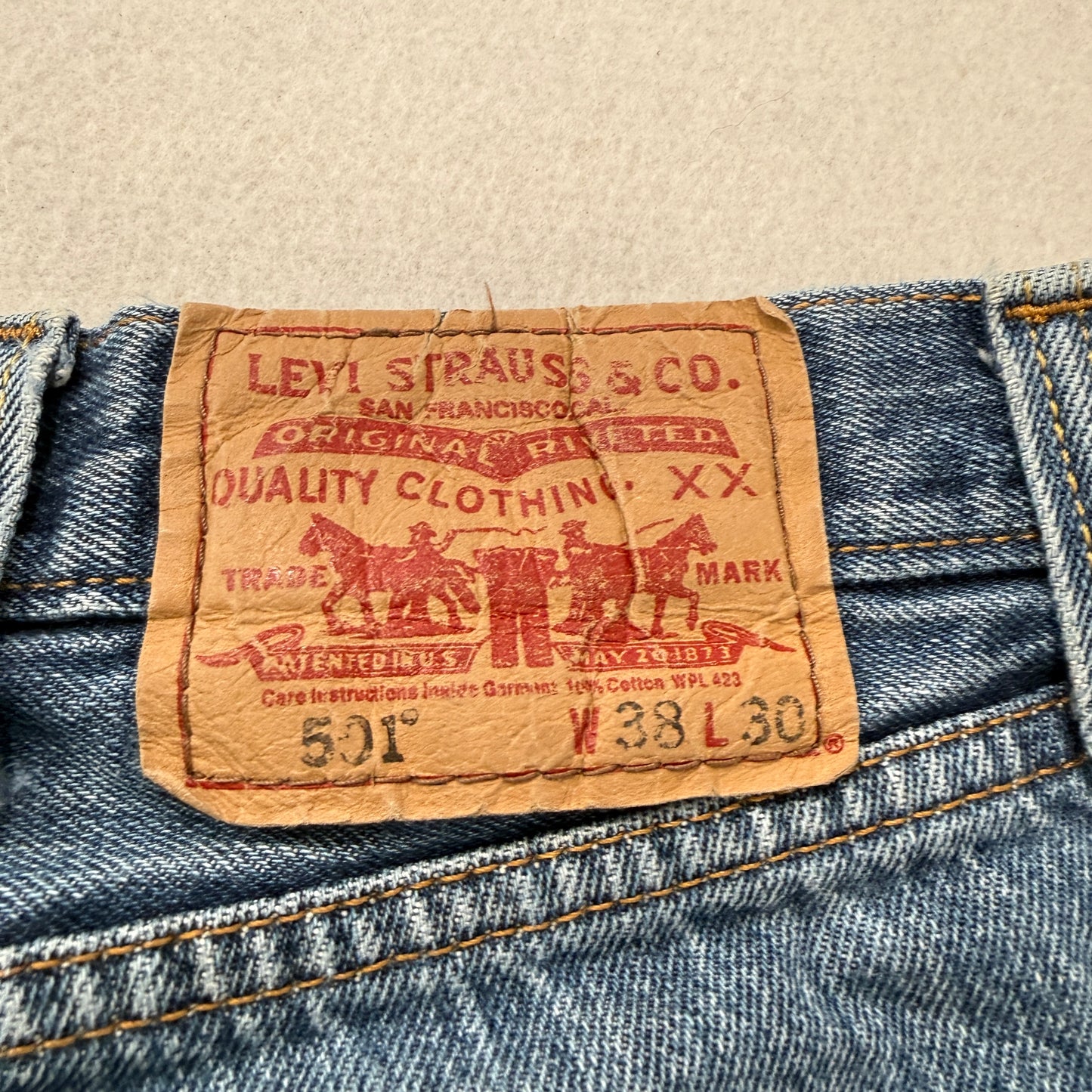 Vintage Levi's 501 Men's Blue Denim Jeans Wide Leg Zip-Fly Distressed Size 38x30