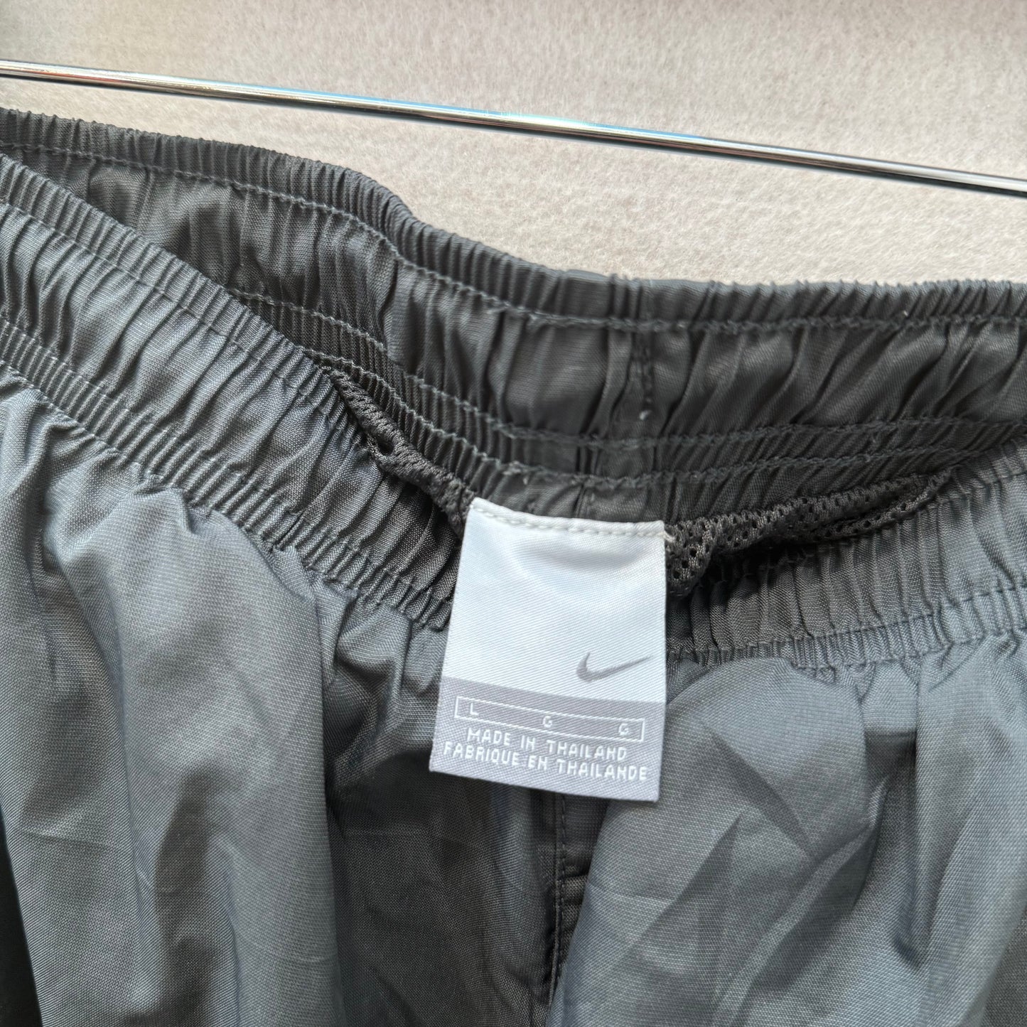 Nike Men's Dark Gray Straight Wide Leg Track Pant Zipper Hem Windbreaker Size L