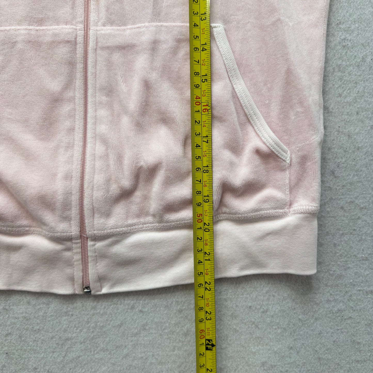 2003 Vintage Juicy Couture Women's Light Pink Velour Zip-Up Hoodie Y2K Size L