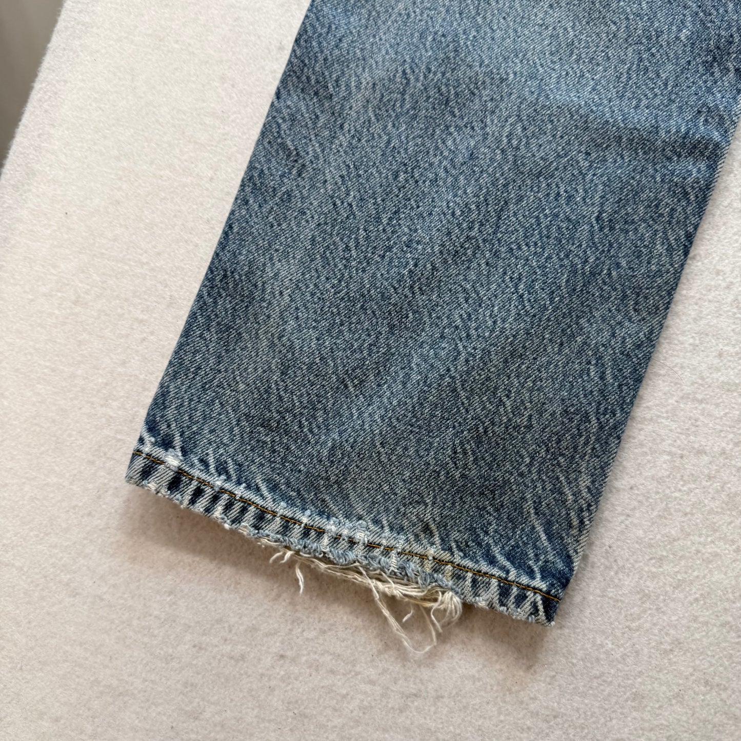 Levi Strauss & Co. 505 Men's Blue Denim Relaxed Fit Straight Leg Jeans Size 36