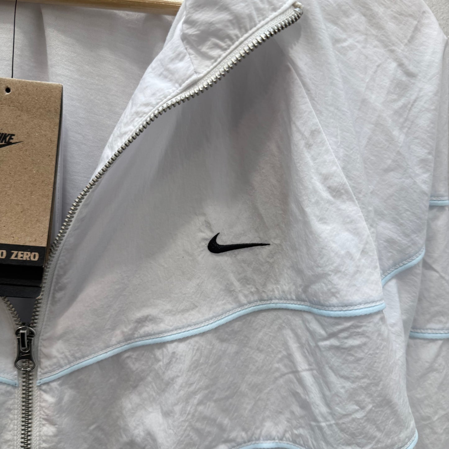 Nike Womens White Nylon Full Zip Windrunner Jacket Loose UV Performance Size 3XL