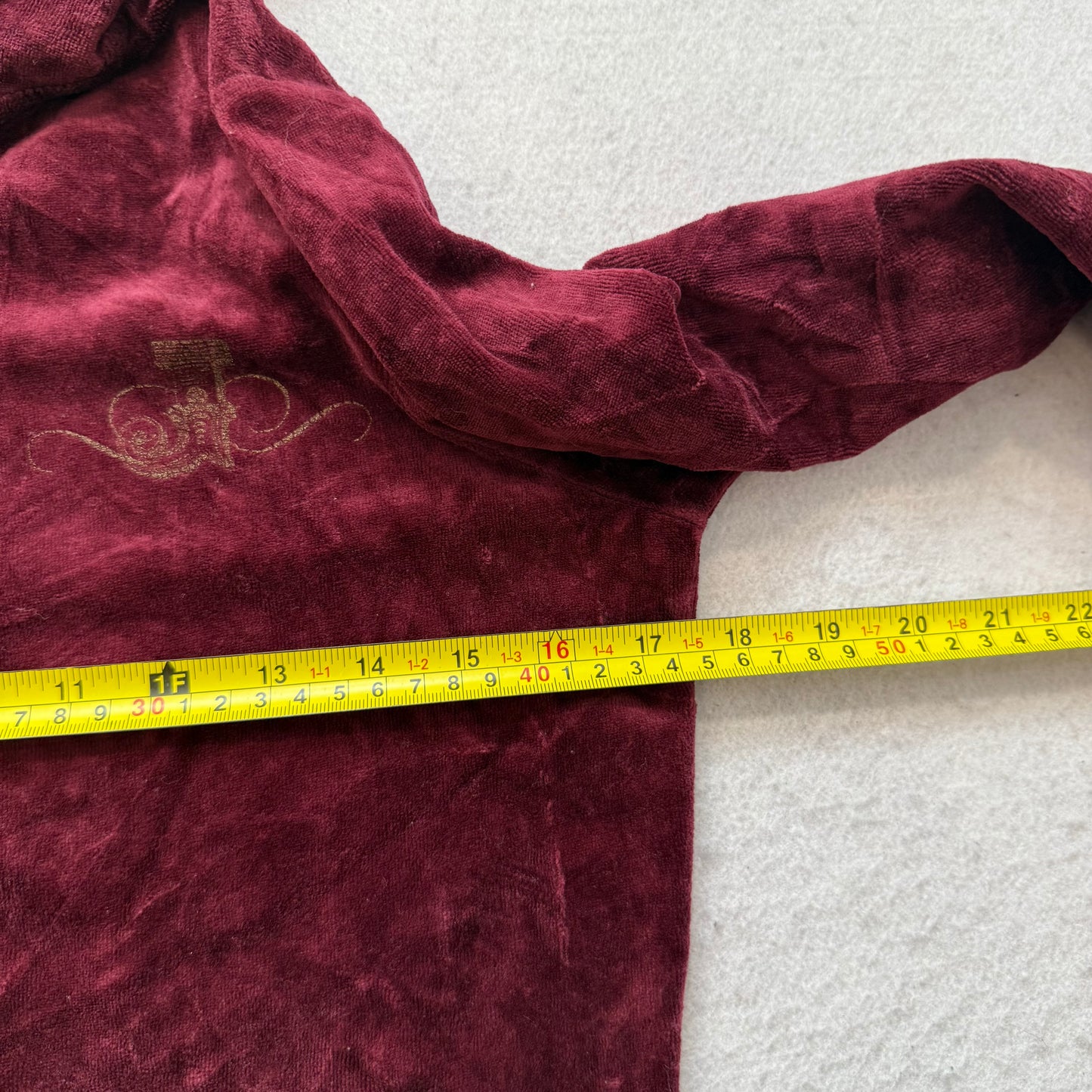 2003 Vintage Juicy Couture Women's Deep Burgundy Velour Full Zip Hoodie Size L