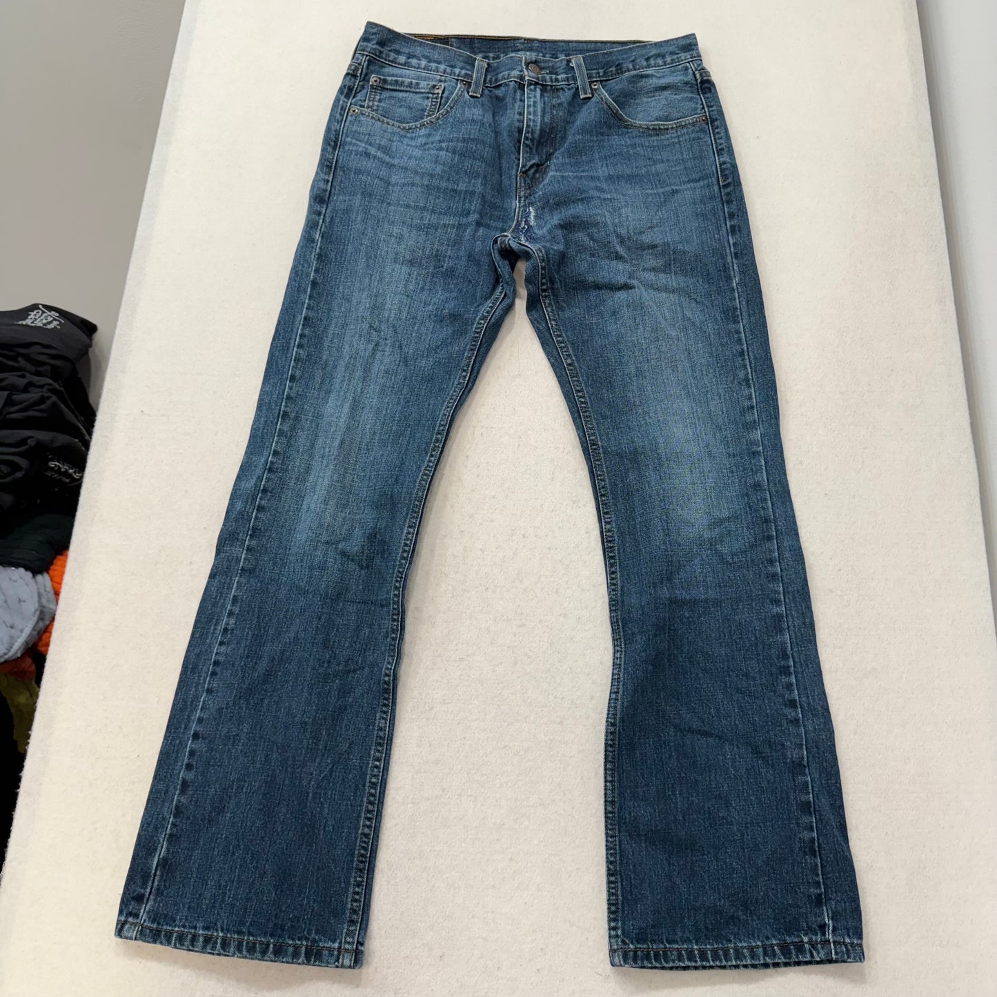 Levi's Strauss & Co. 527 Women's Medium Blue Denim Low Bootcut Jeans Size 33