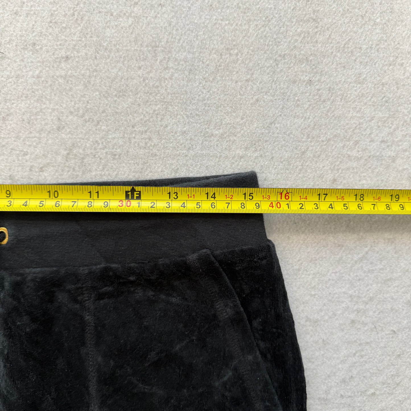 Juicy Couture Womens Black Velour Flared Leg Track Pant Back Snap Pockets Size M