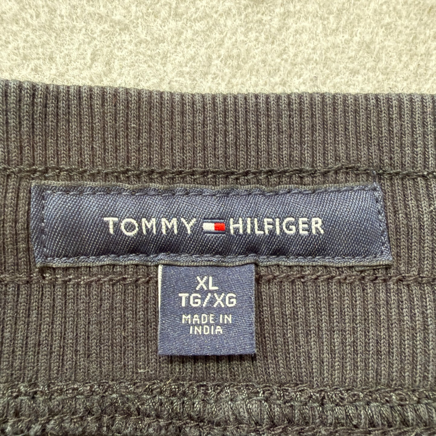 Tommy Hilfiger Men's Black Fleece Sweatpants Drawstring Pockets Graphic Size XL