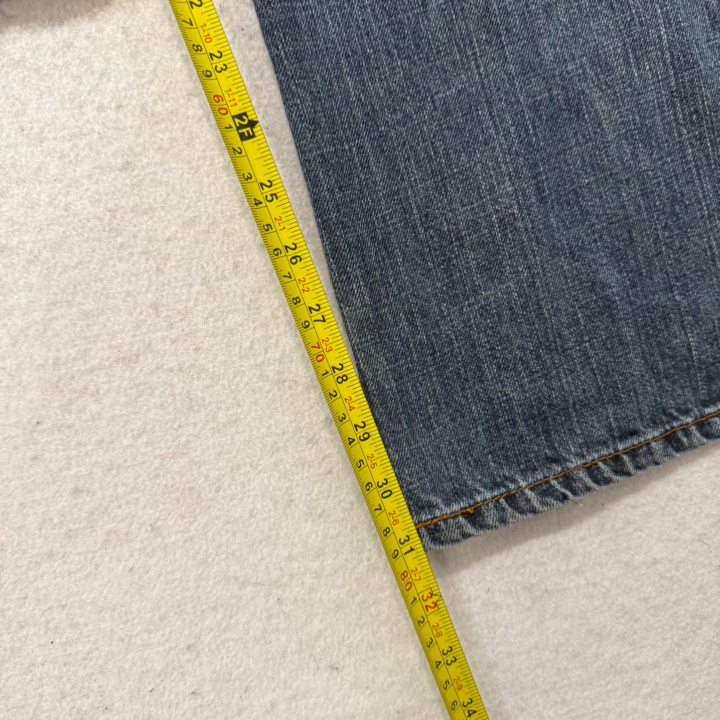 Levi's Strauss & Co. 527 Women's Blue Denim Low Bootcut Jeans Raw Hem Size 34