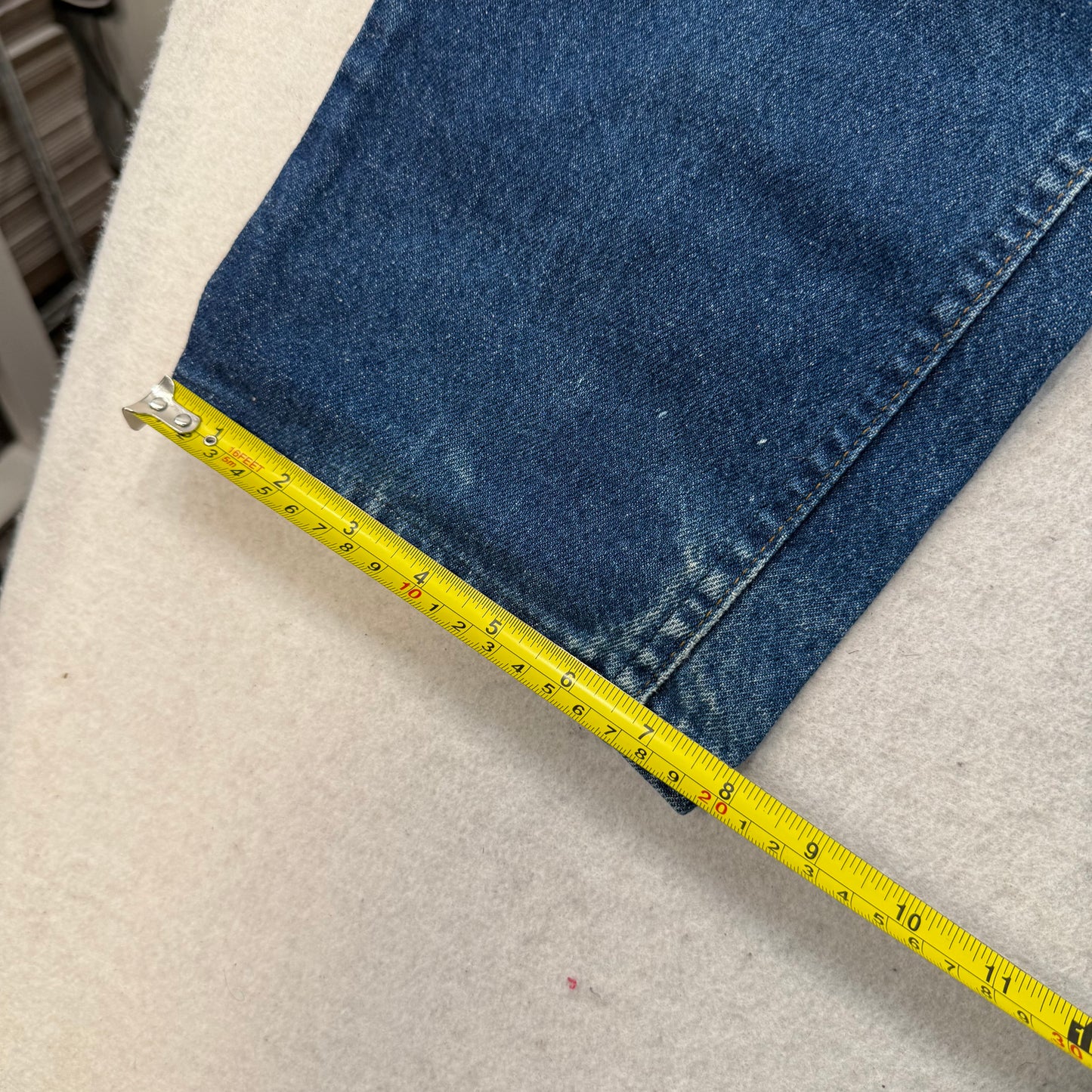 L.L.Bean Mens Medium Blue Whiskering Denim Straight Leg Jeans Streetwear Size 35