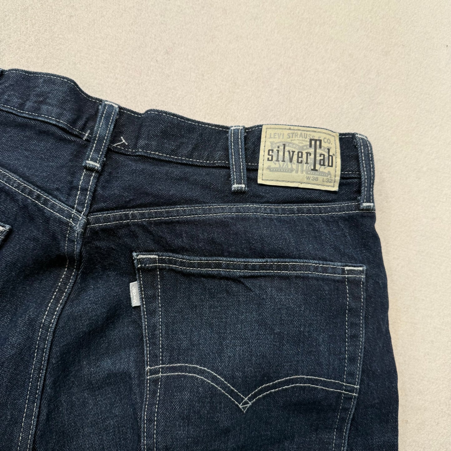 Levi's SilverTab Men's Dark Indigo Denim Baggy Fit Straight Leg Jeans Size 38