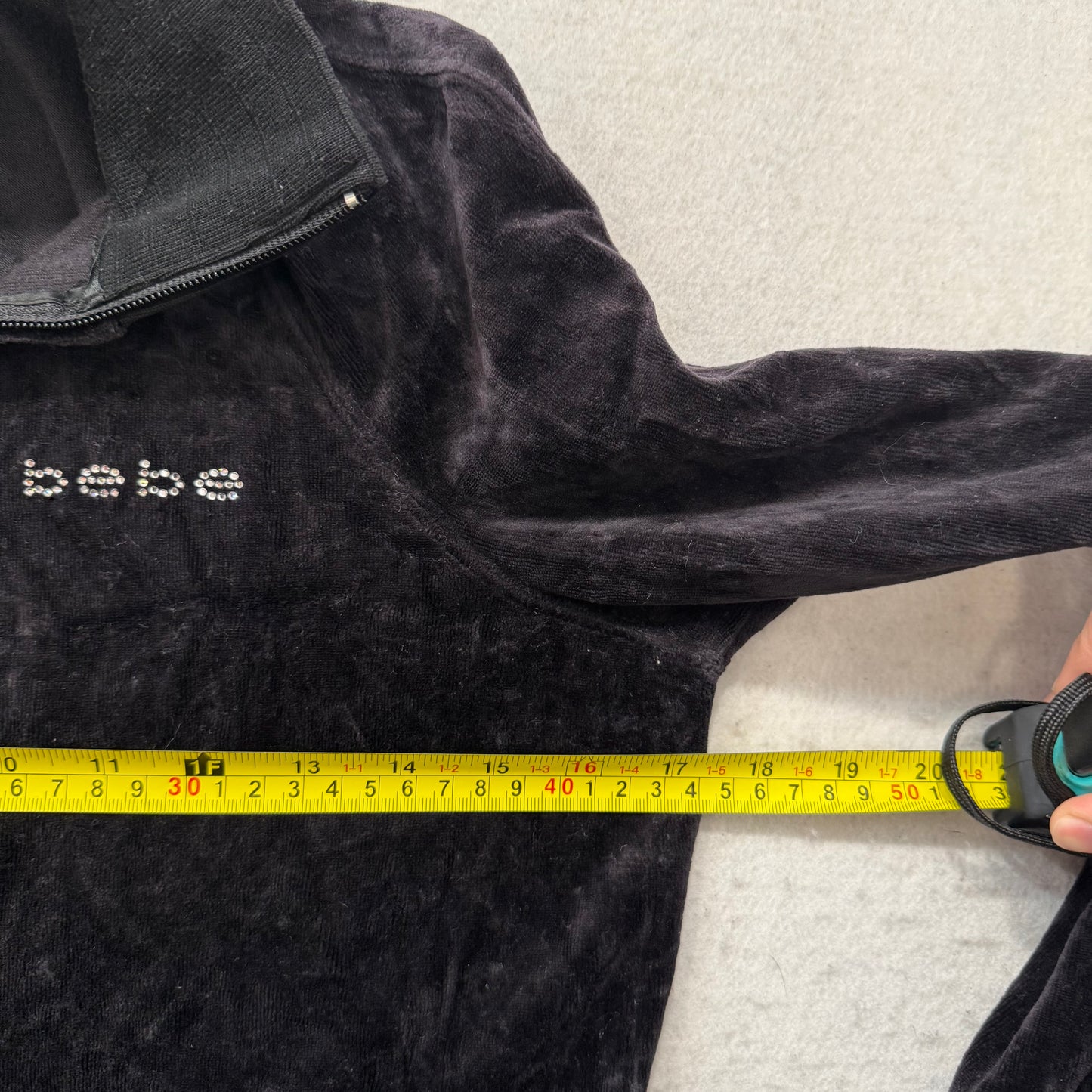 Bebe Women's Black Velour Full Zip Track Jacket Mock Neck Logo Streetwear Size M