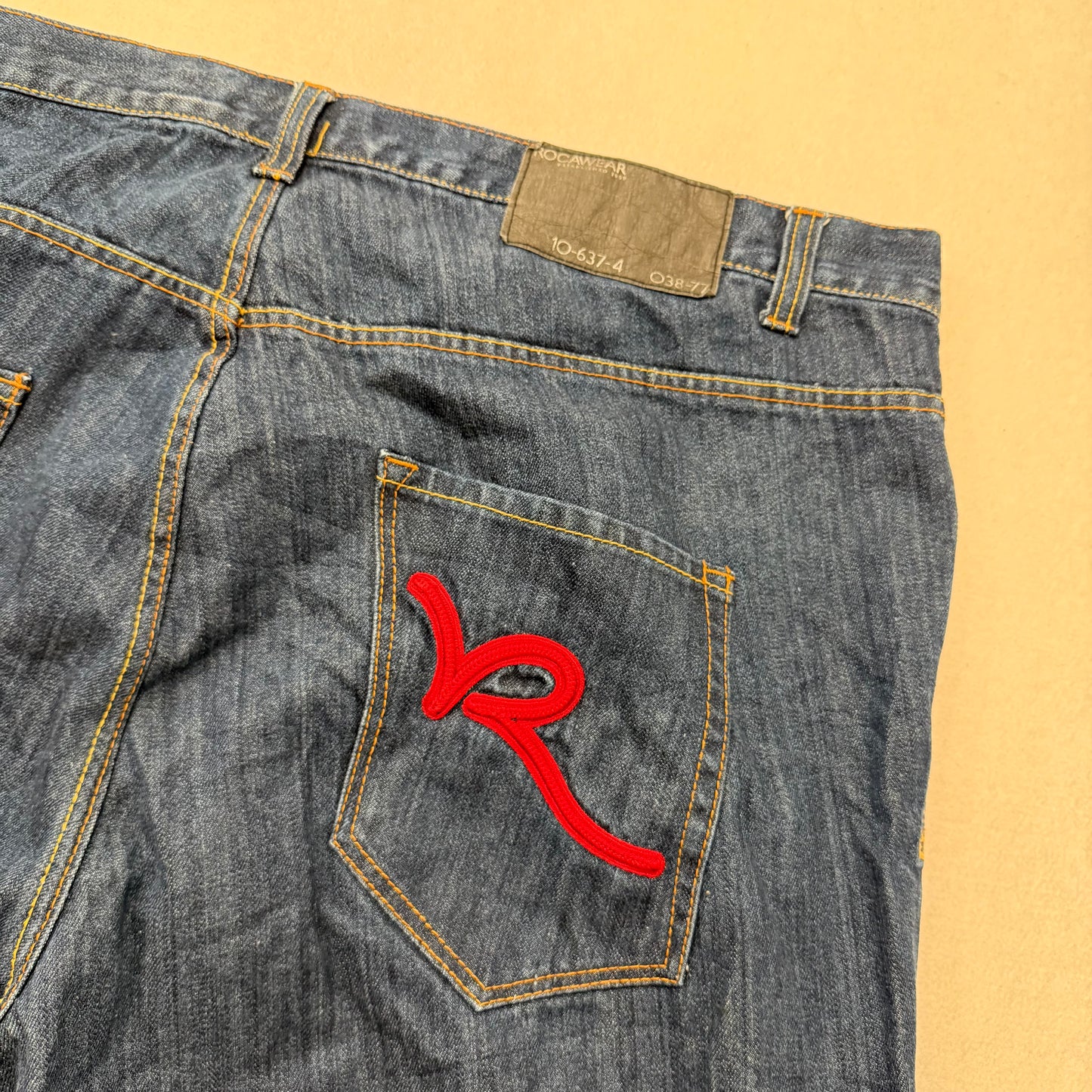 Rocawear Blue Baggy Regular Fit Denim Jeans Embroidered Back Pockets Size 46