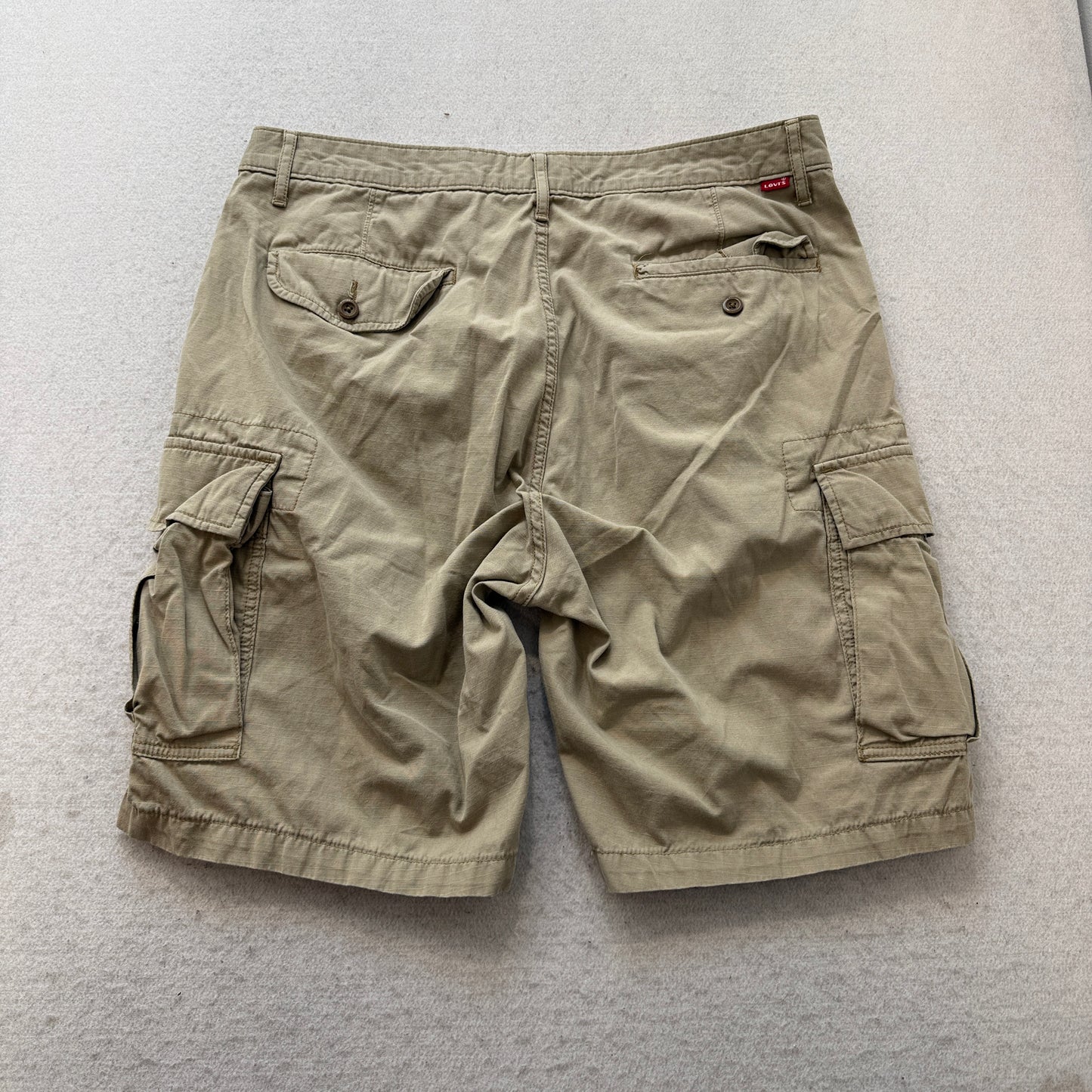 Levi's Men's Beige Cotton Cargo Shorts Pocket Casual Outdoor Streetwear Size W34
