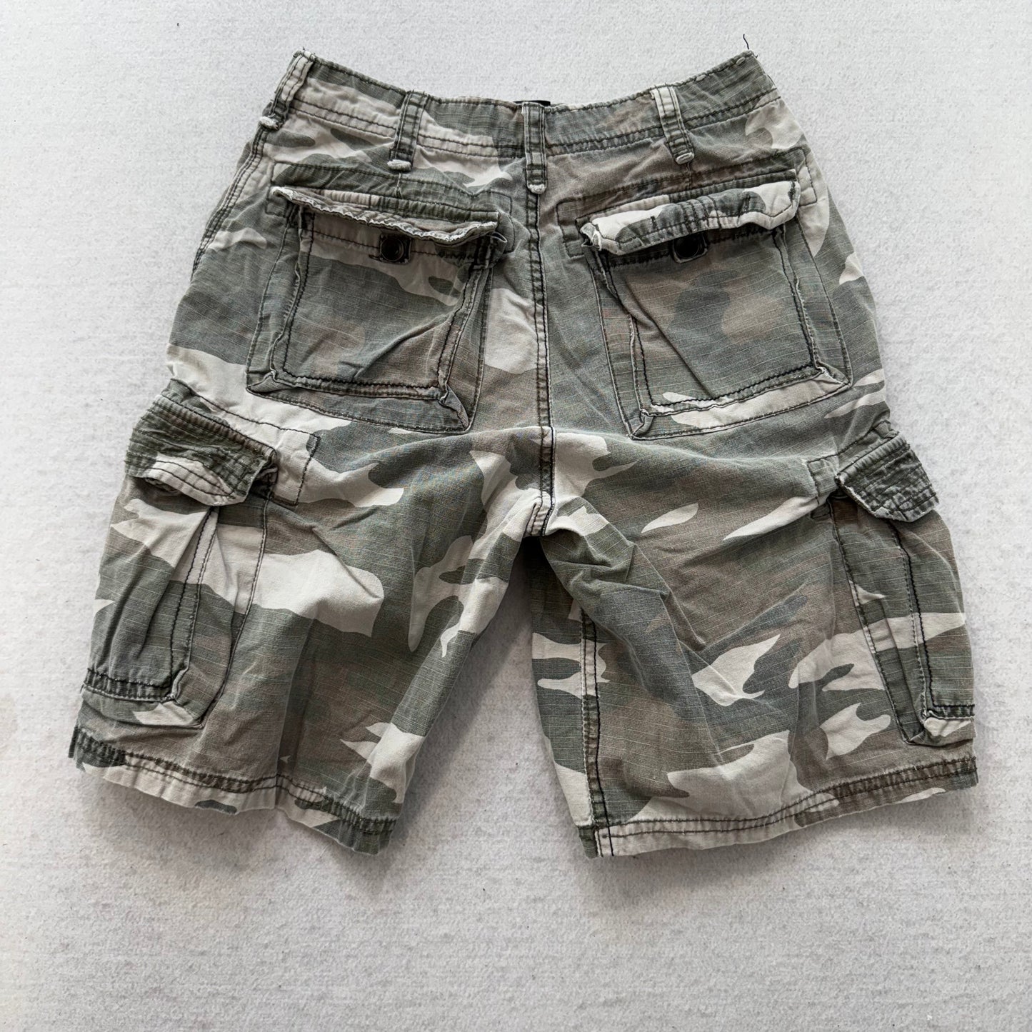 Wearfirst Men's Green Camo Cotton Cargo Shorts Utility Pockets Outdoor Size 12