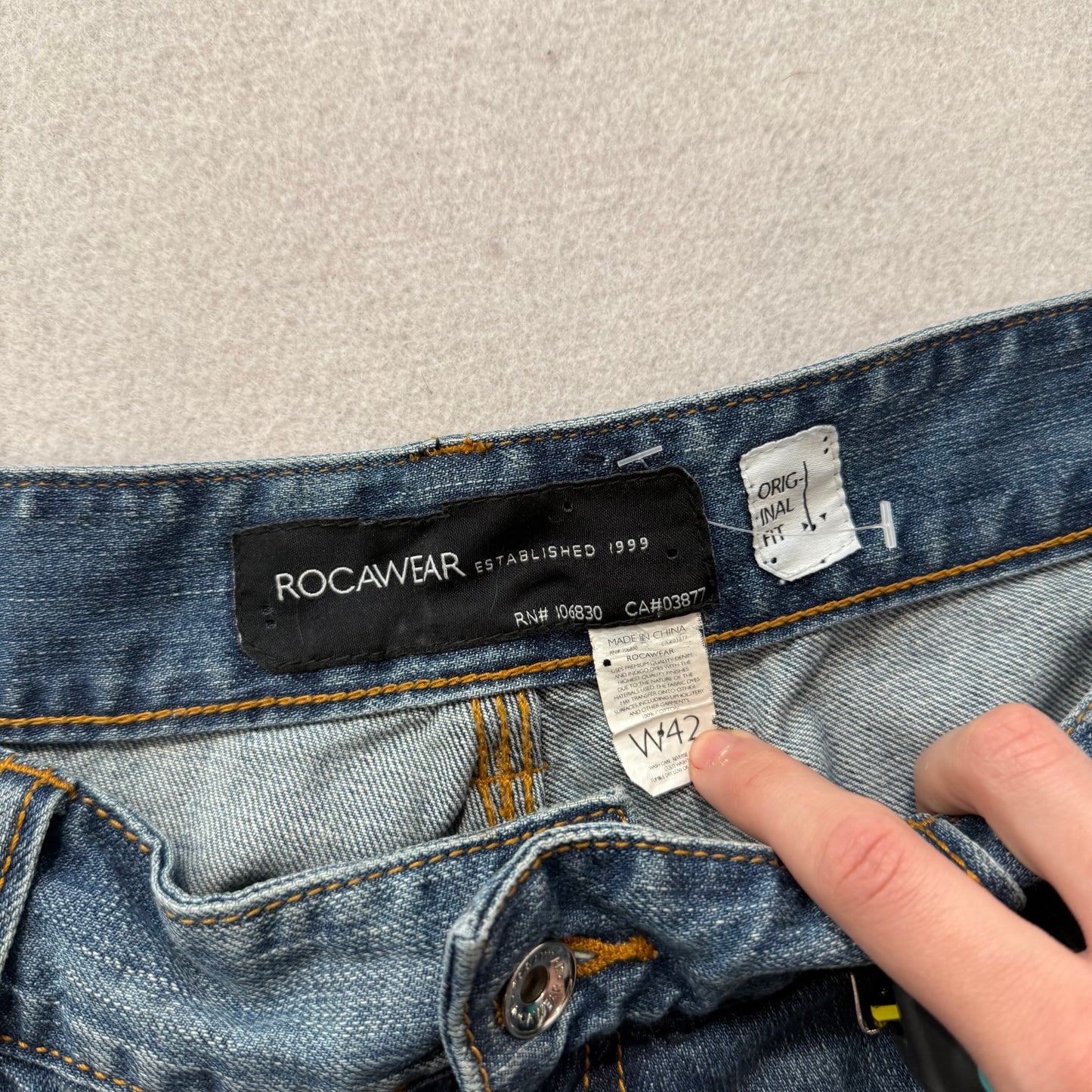 Rocawear Men’s Blue Denim Baggy Original Fit Jeans Distressed Patched Y2K Size 42