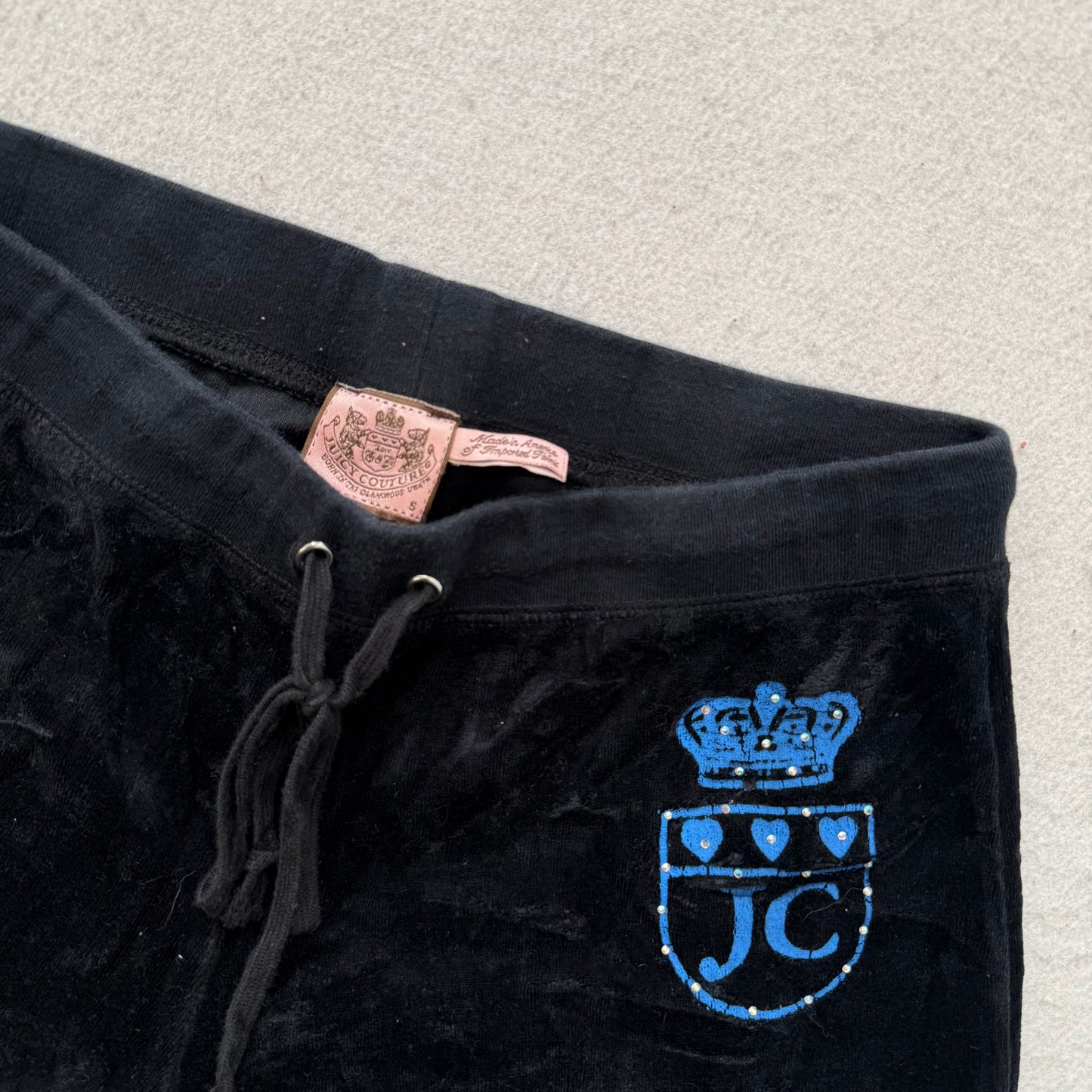 Vintage Juicy Couture Womens Black Velour Tracksuit Set Hoodie & Pant Y2k Size S