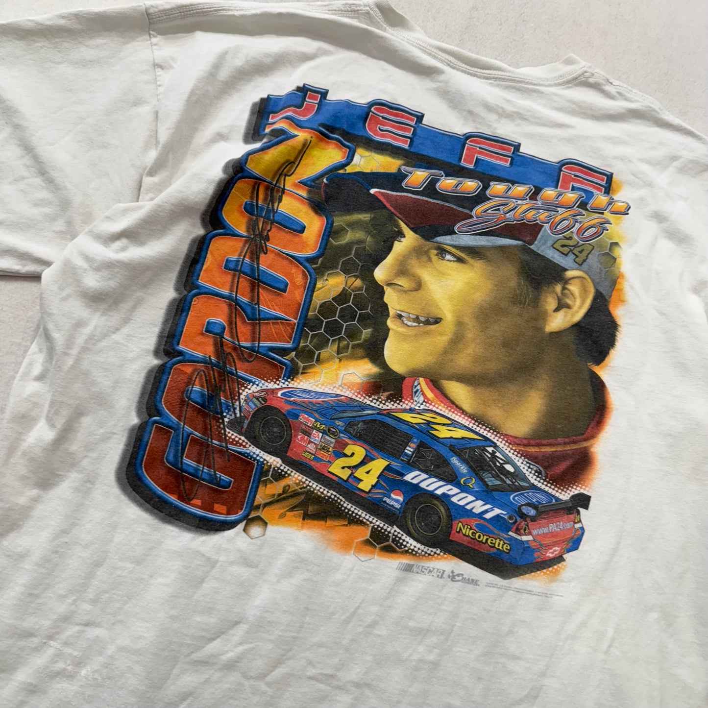 Jeff Gordon #24 NASCAR White Cotton T-Shirt DuPont Motorsports Graphic Size XL