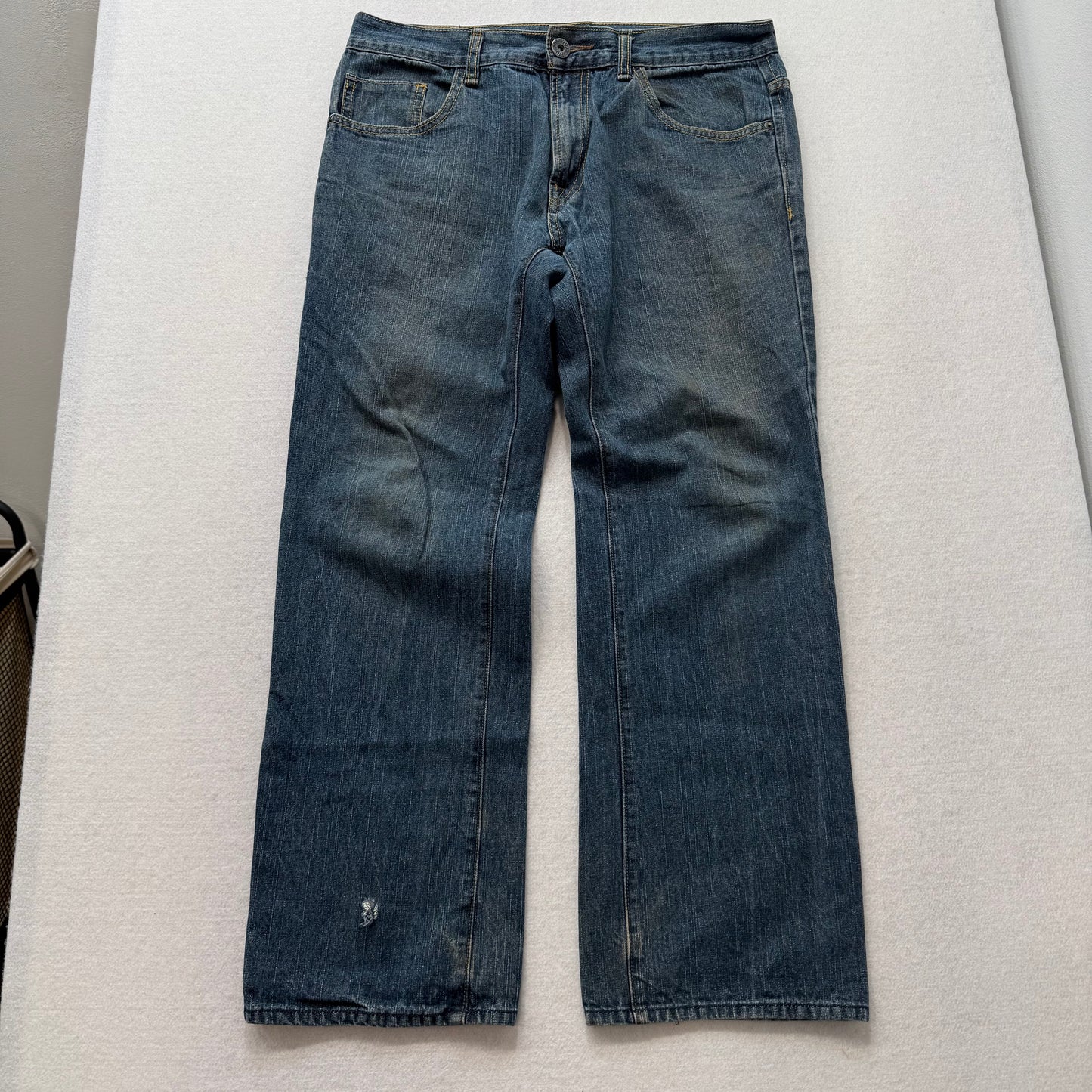Zoo York dark blue denim jeans size 34