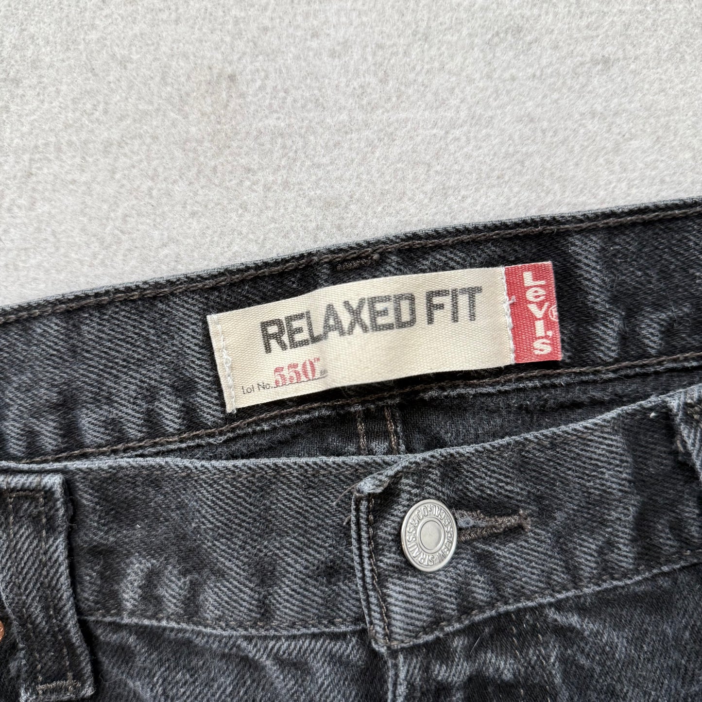 Levi's Strauss & Co 550 Men's Washed Black Denim Relaxed Fit Baggy Jeans Size 36