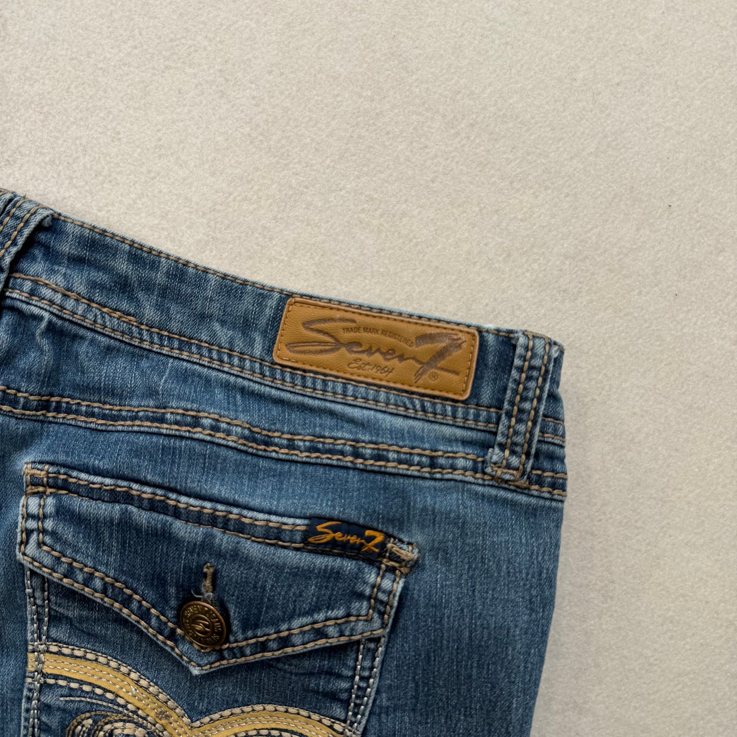 Seven7 Blue Denim Bootcut Jeans Embroidered Flap Back Pockets Size 16