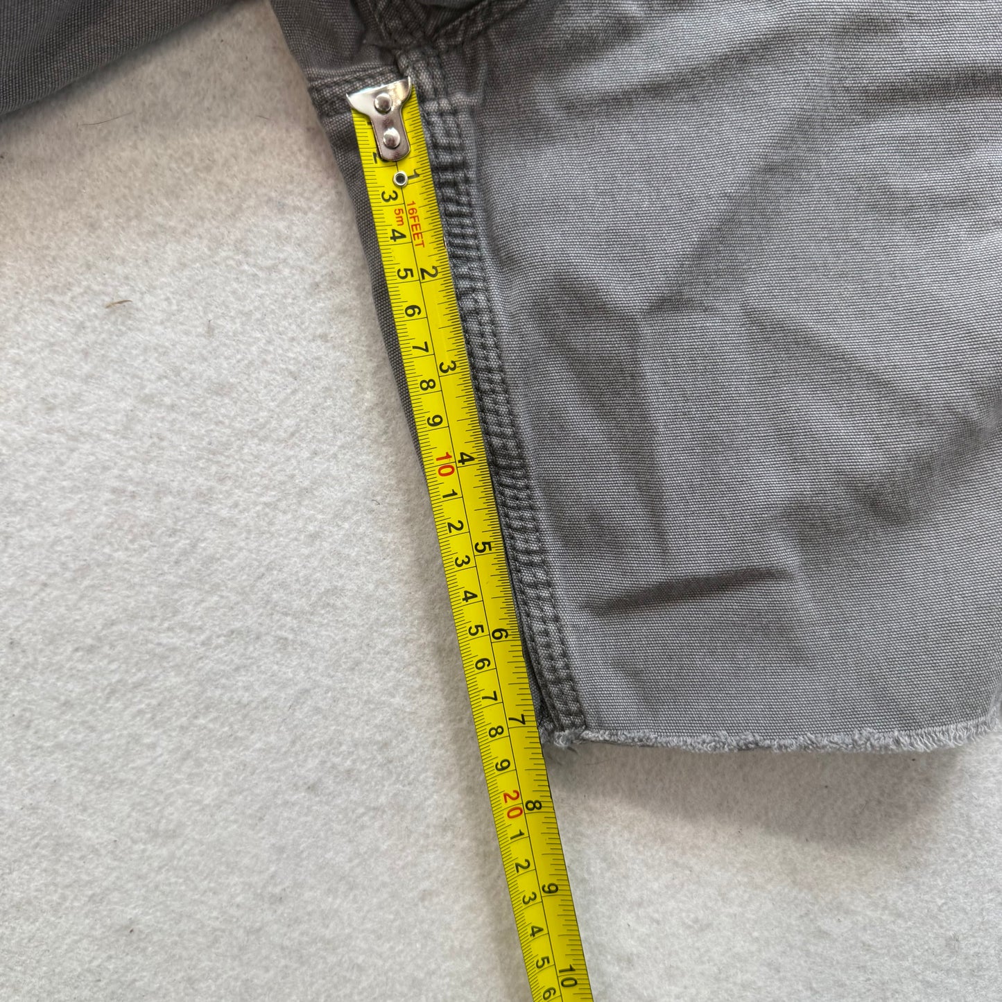 Carhartt Men's Charcoal Gray Canvas Carpenter Shorts Frayed Hem Workwear Size 36