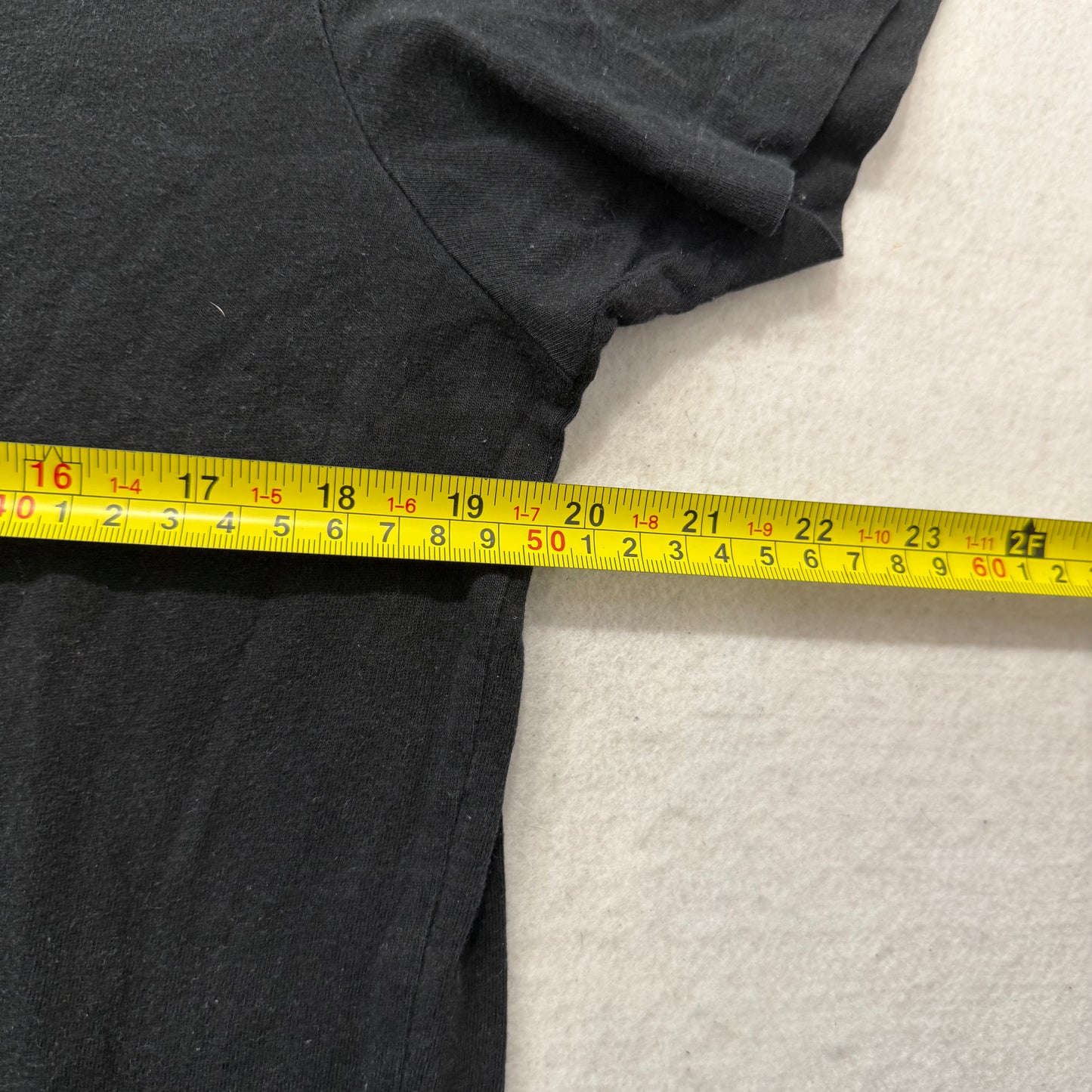 Guess Jeans Men's Faded Black Cotton T-Shirt Short Sleeves Rock Style Tee Size L