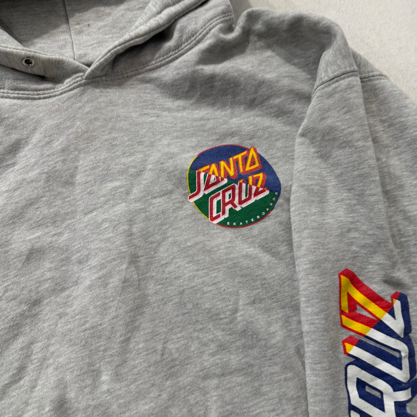 Santa Cruz Skateboards Men's Grey Hoodie Pull-Over Colorful Logo Graphic Size L